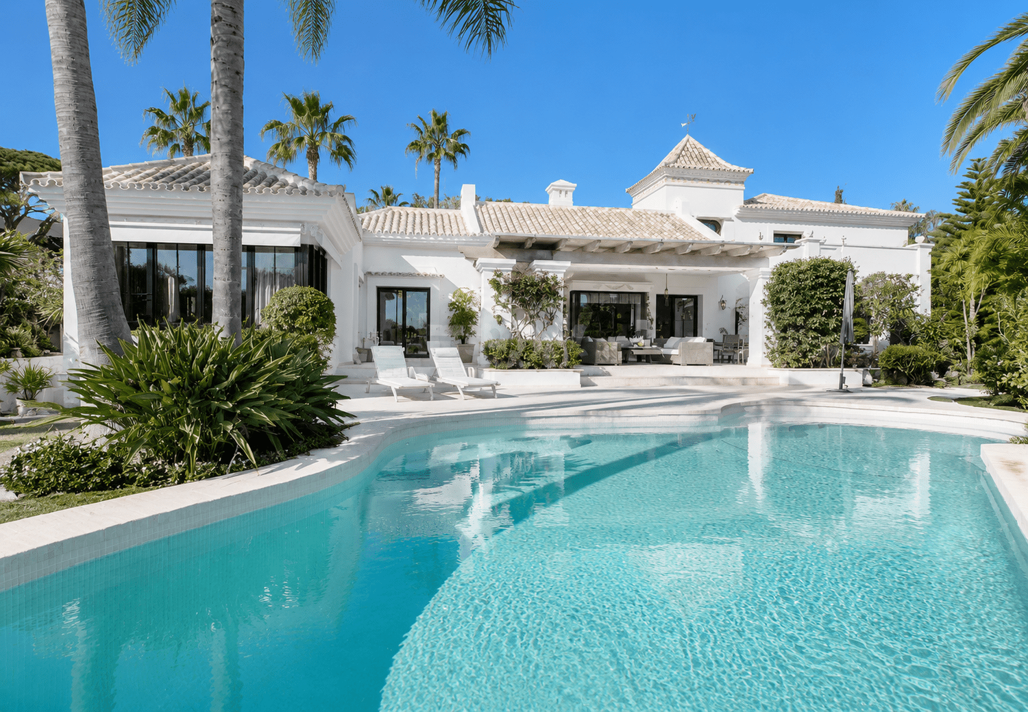 Image of Villa - 5 Bedrooms - 5 Bathrooms for Sale in Malaga-Marbella-Spain, Image 4