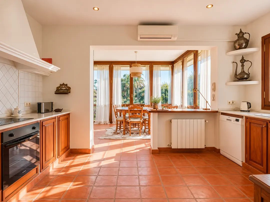  Image of Villa - 5 Bedrooms - 5 Bathrooms for sale in Malaga-Marbella-Spain, Image 16