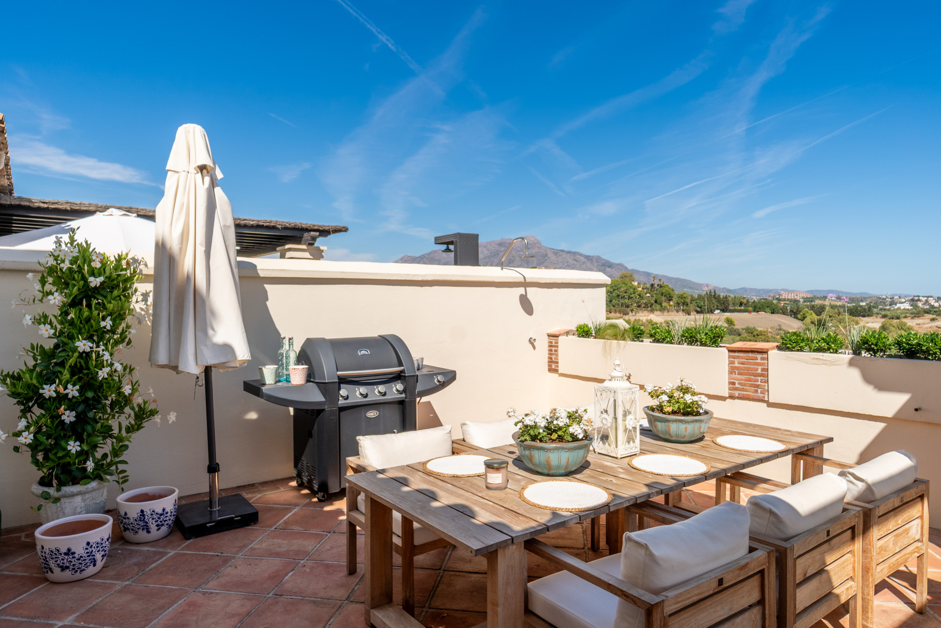 Image of Duplex Penthouse - 3 Bedrooms - 3 Bathrooms for Sale in Malaga-Benahavis-Spain, Image 3
