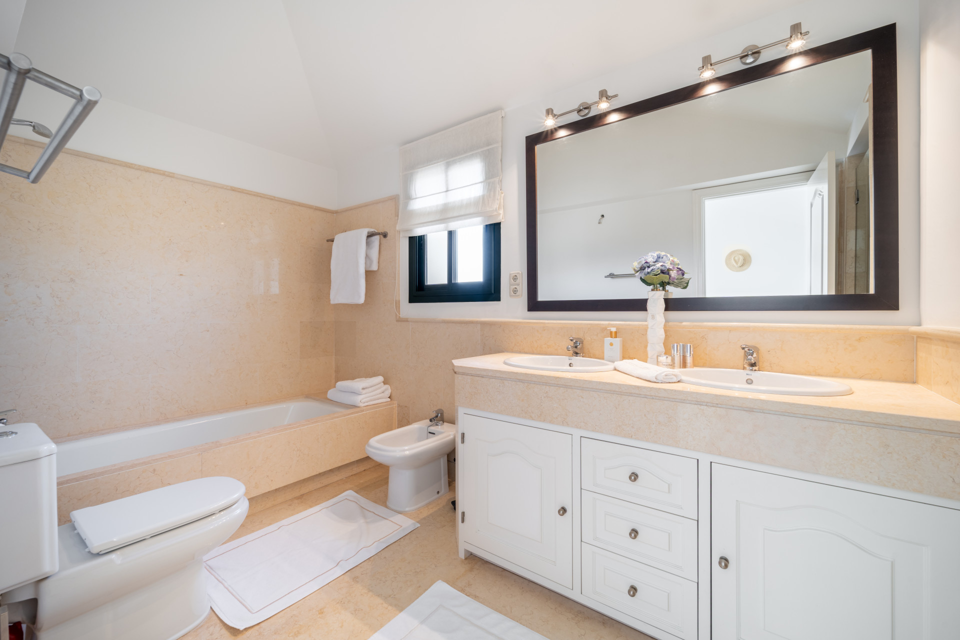  Image of Duplex Penthouse - 3 Bedrooms - 3 Bathrooms for sale in Malaga-Benahavis-Spain, Image 11