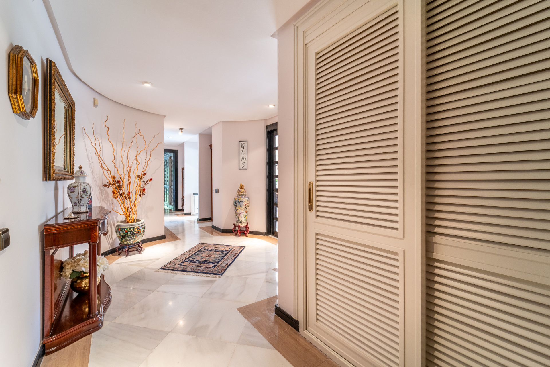  Image of Apartment - 4 Bedrooms - 3 Bathrooms for sale in Malaga-Marbella-Spain, Image 16