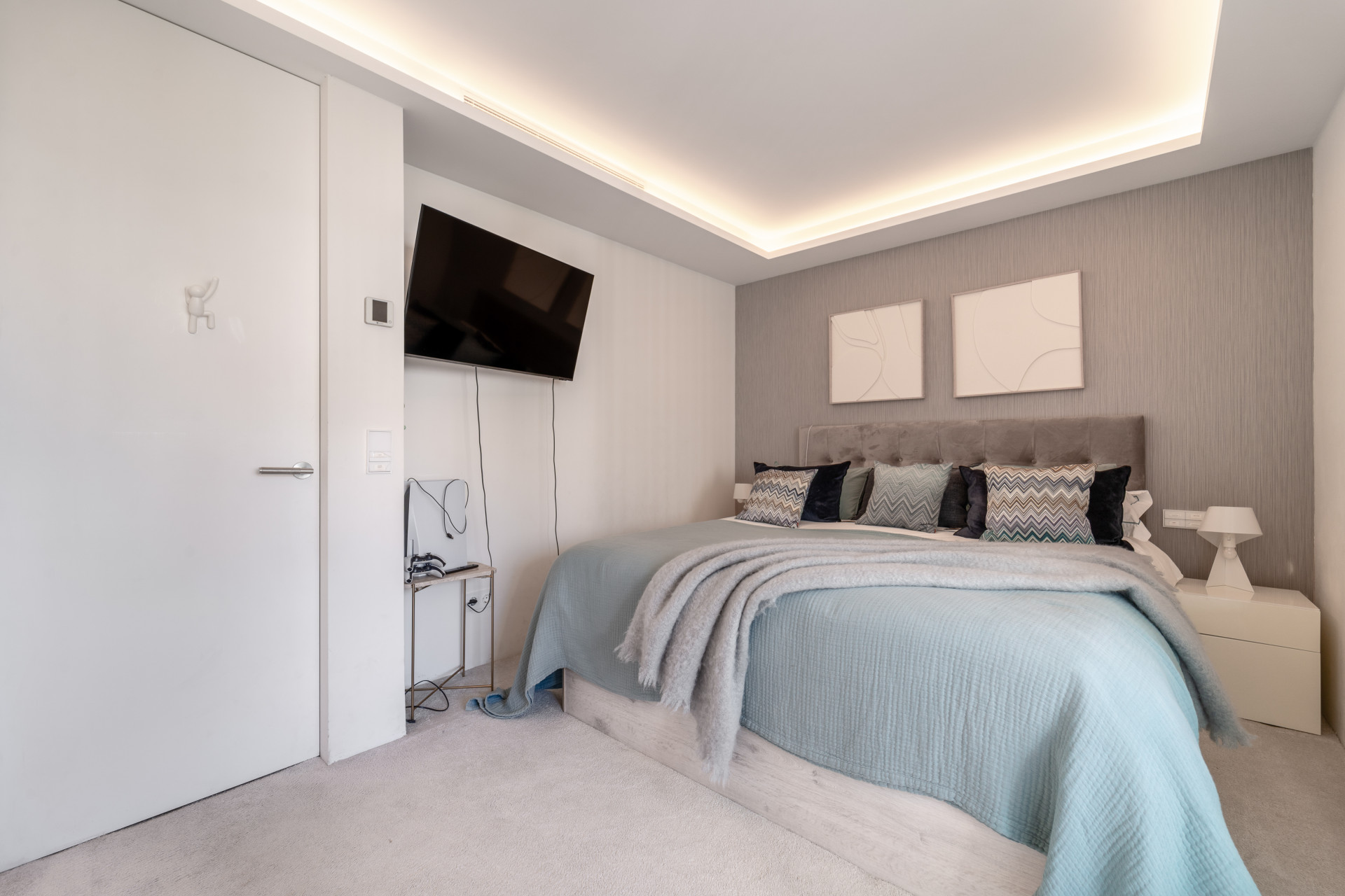  Image of Duplex Penthouse - 3 Bedrooms - 3 Bathrooms for sale in Malaga-Marbella-Spain, Image 14