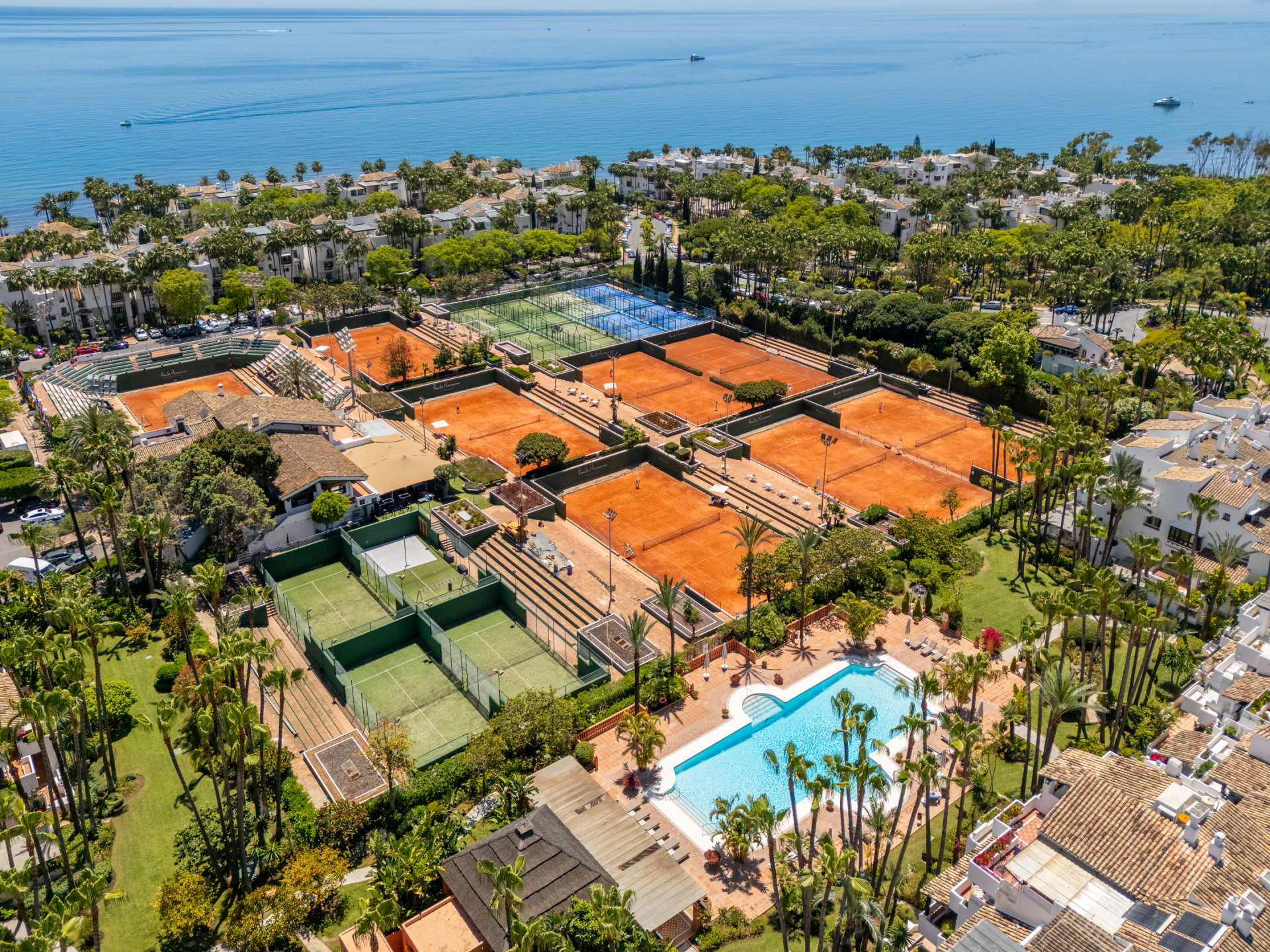 Image of Apartment - 3 Bedrooms - 3 Bathrooms for sale in Malaga-Marbella-Spain, Image 16