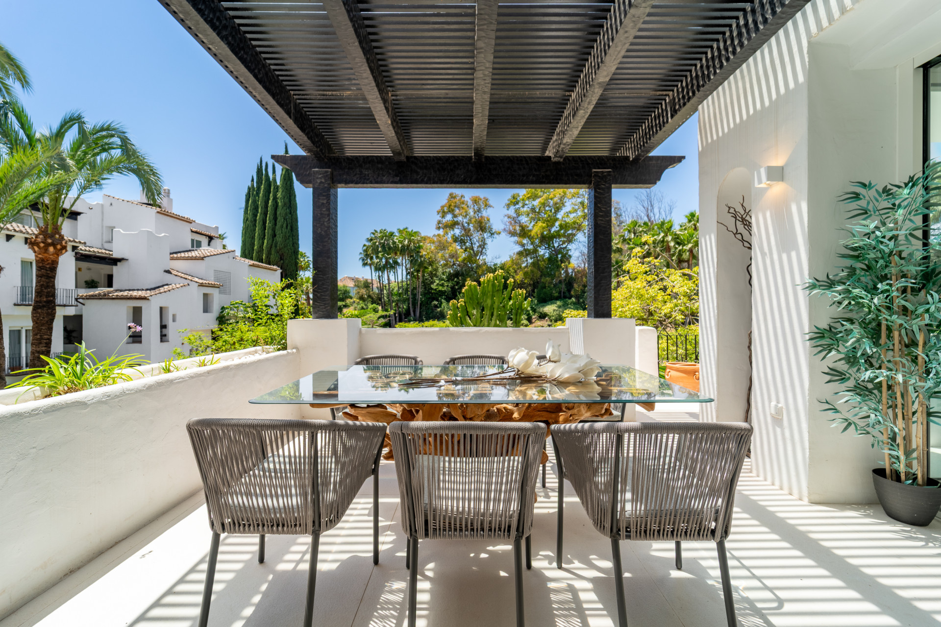 Image of Apartment - 3 Bedrooms - 3 Bathrooms for Sale in Malaga-Marbella-Spain, Image 2