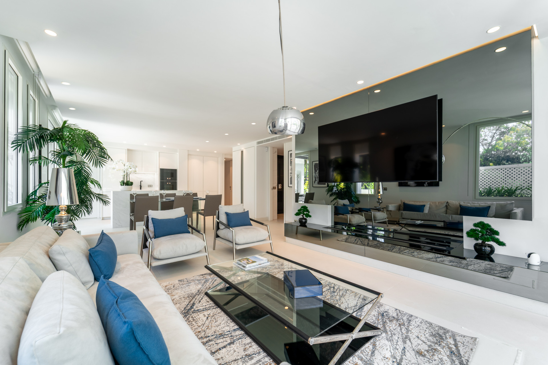 Image of Apartment - 3 Bedrooms - 3 Bathrooms for Sale in Malaga-Marbella-Spain, Image 3