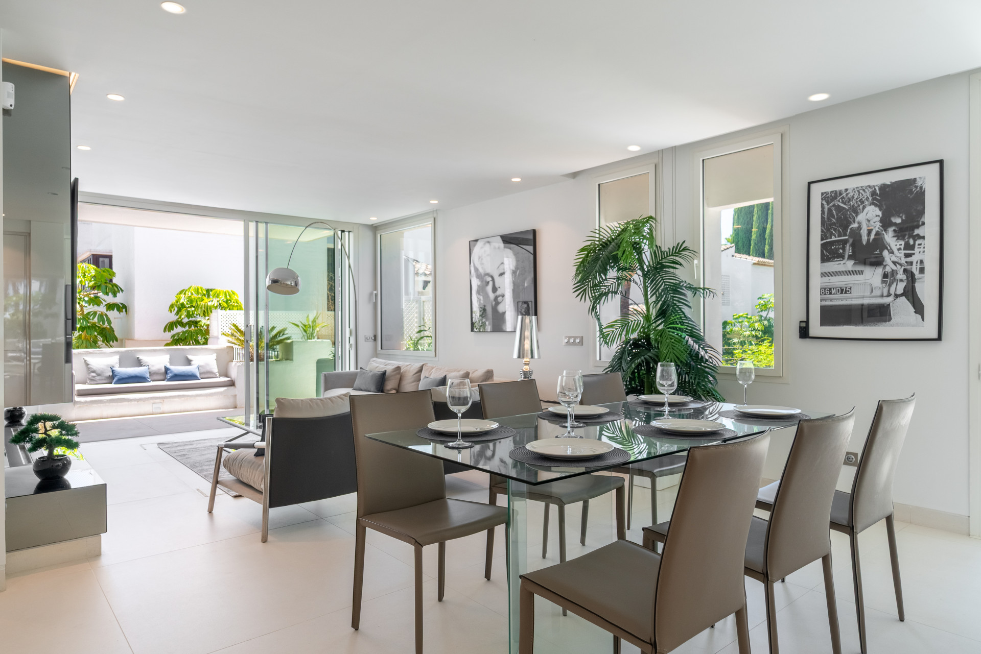 Image of Apartment - 3 Bedrooms - 3 Bathrooms for Sale in Malaga-Marbella-Spain, Image 1