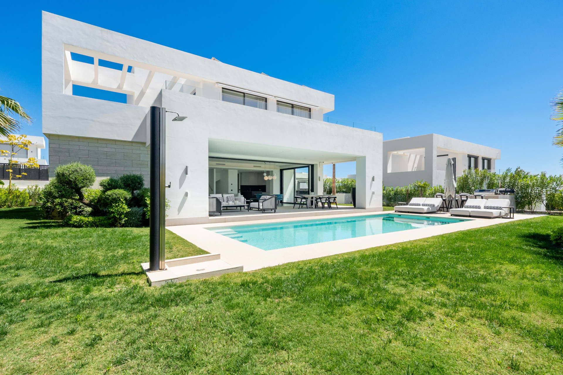Image of Villa - 5 Bedrooms - 5 Bathrooms for Sale in Malaga-Marbella-Spain, Image 1