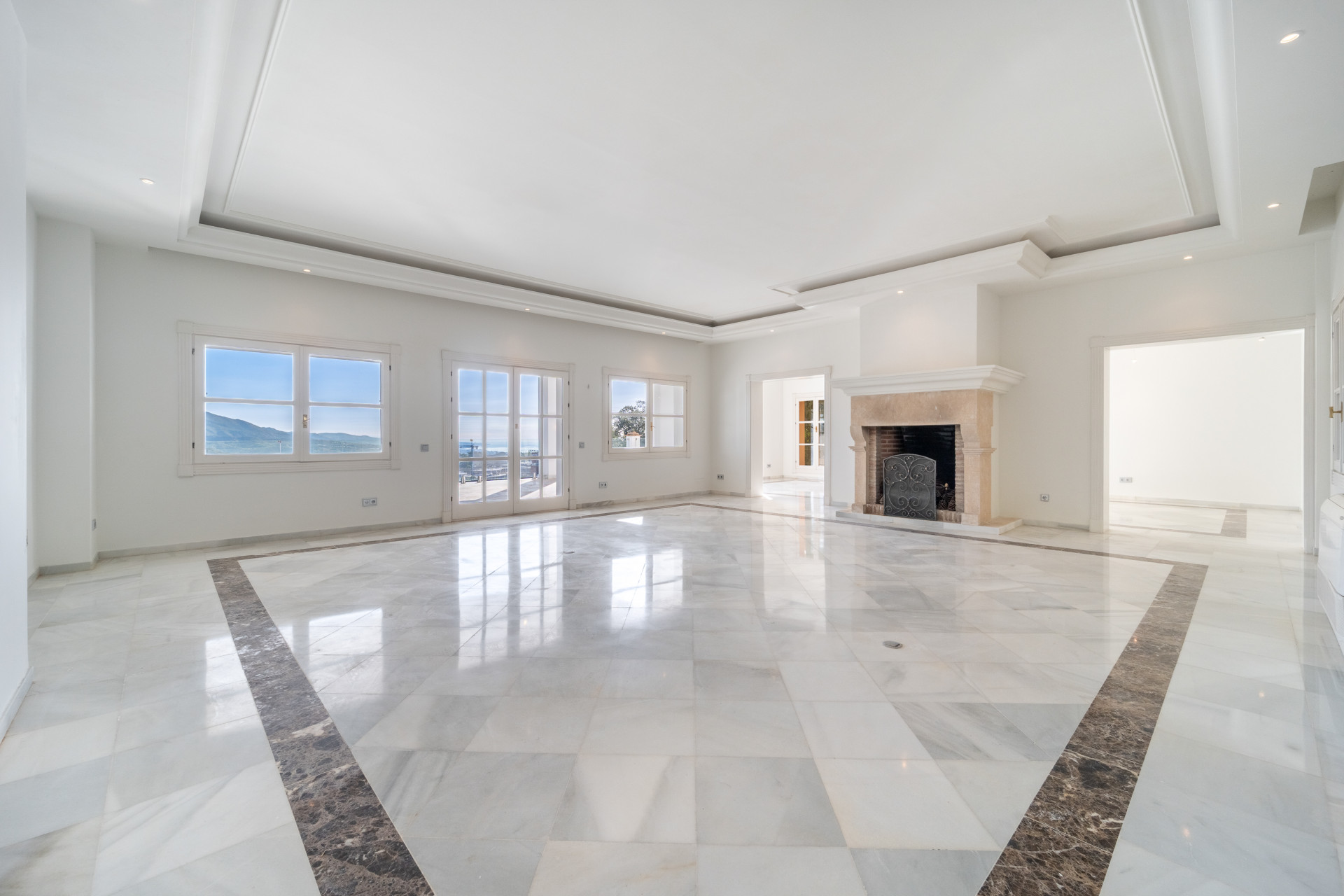  Image of Villa - 7 Bedrooms - 7 Bathrooms for sale in Malaga-Benahavis-Spain, Image 10