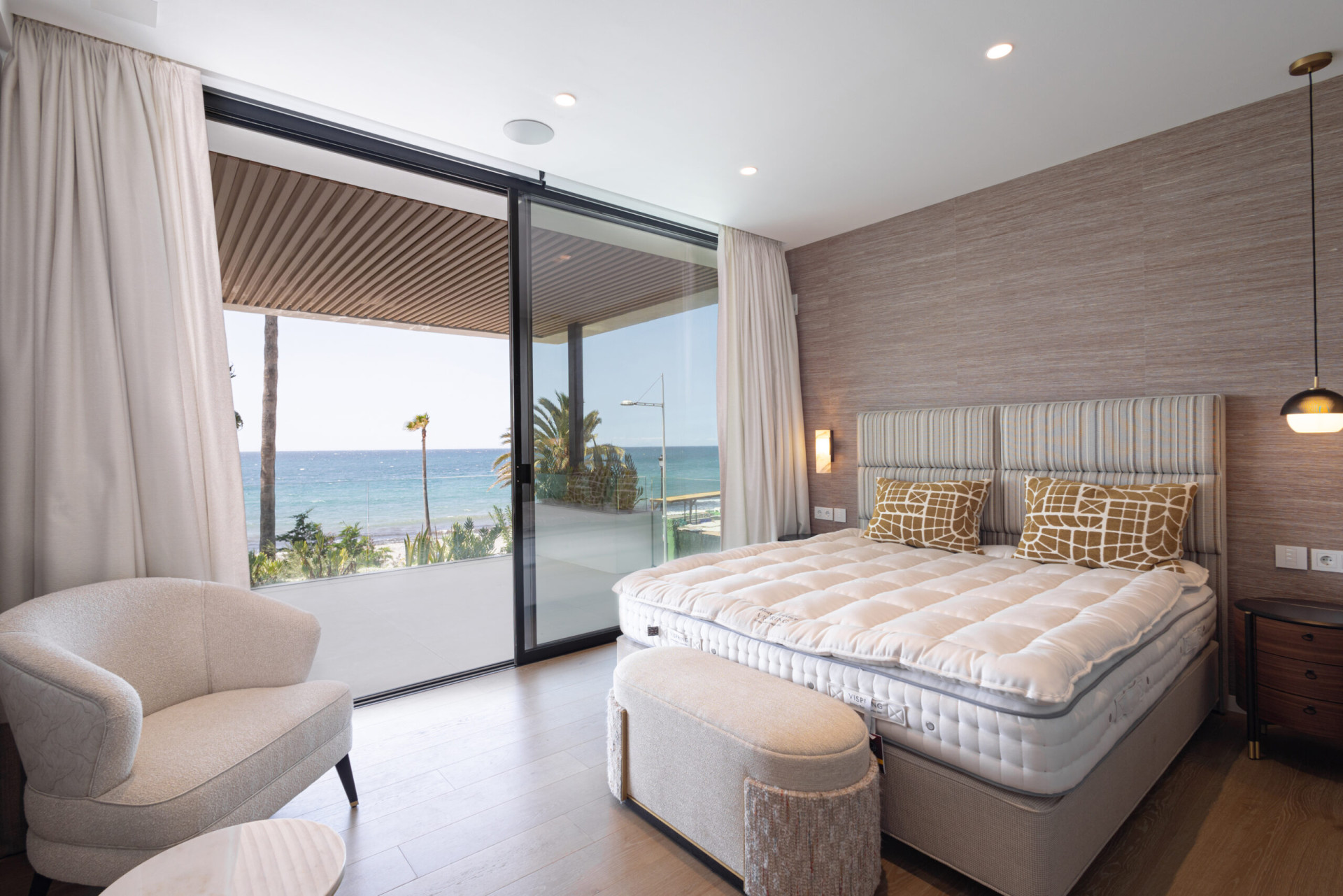  Image of Villa - 3 Bedrooms - 3 Bathrooms for sale in Malaga-San Pedro de Alcantara-Spain, Image 15