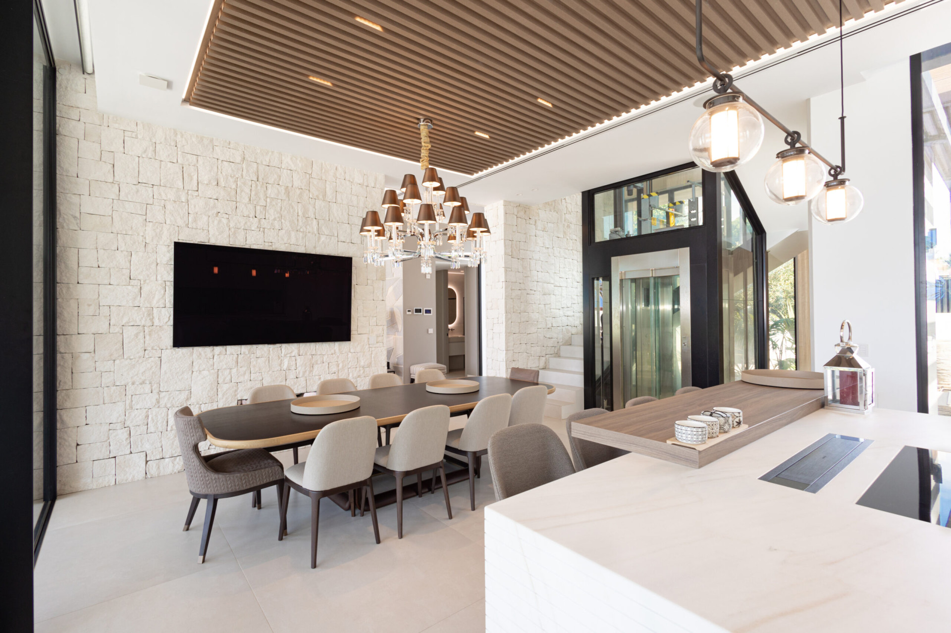  Image of Villa - 3 Bedrooms - 3 Bathrooms for sale in Malaga-San Pedro de Alcantara-Spain, Image 7