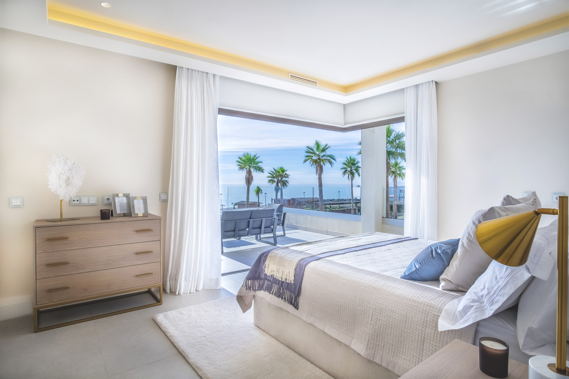  Image of Villa - 4 Bedrooms - 4 Bathrooms for sale in Malaga-Estepona-Spain, Image 22