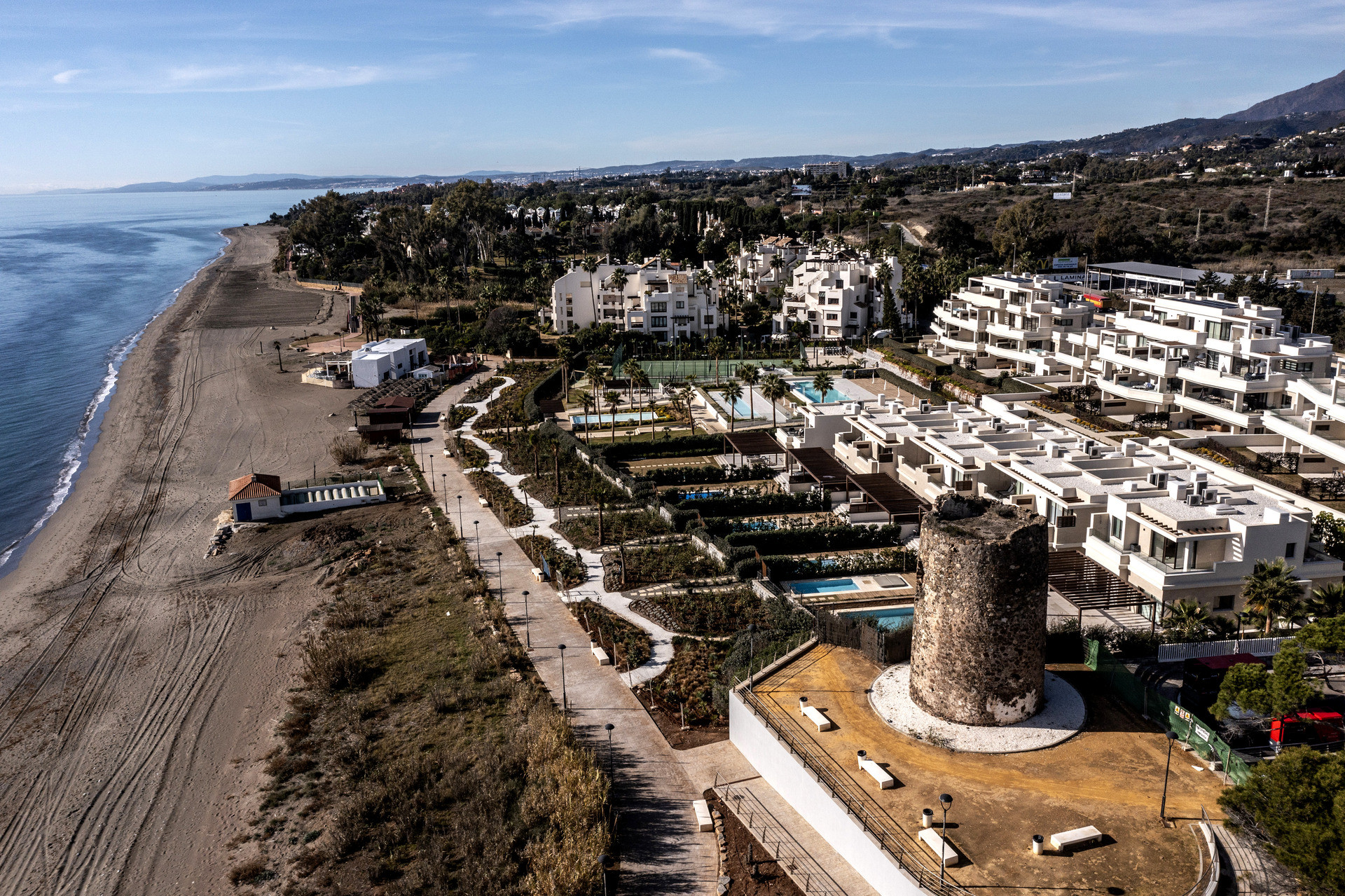 Image of Villa - 4 Bedrooms - 4 Bathrooms for Sale in Malaga-Estepona-Spain, Image 2
