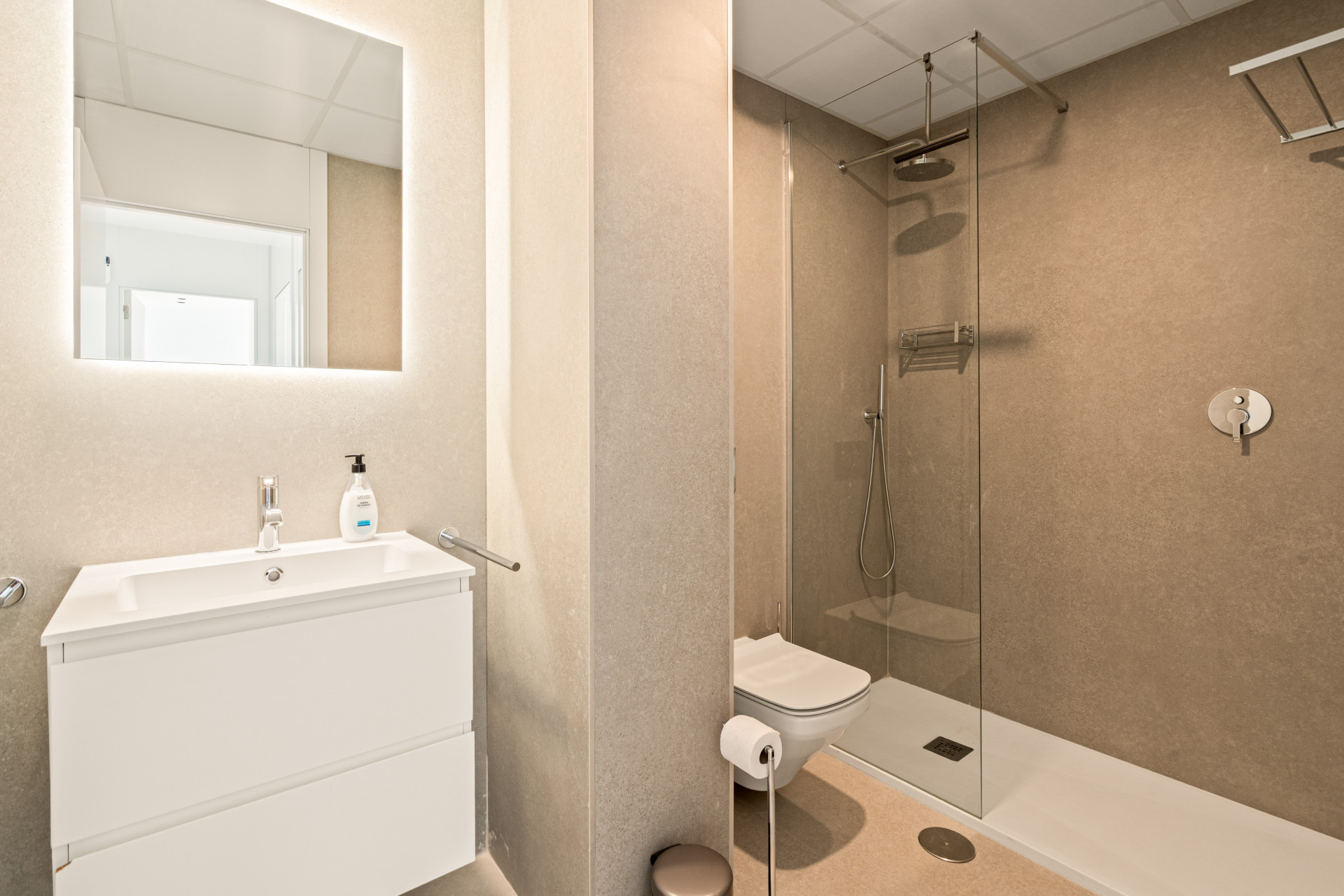  Image of Apartment - 3 Bedrooms - 2 Bathrooms for sale in Malaga-Marbella-Spain, Image 19