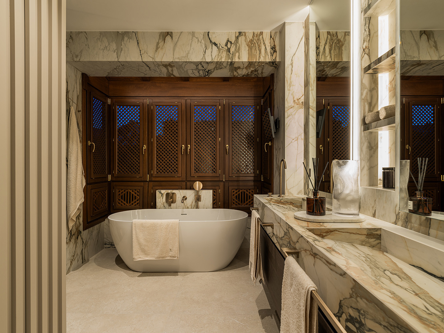  Image of Duplex Penthouse - 3 Bedrooms - 4 Bathrooms for sale in Malaga-Estepona-Spain, Image 39