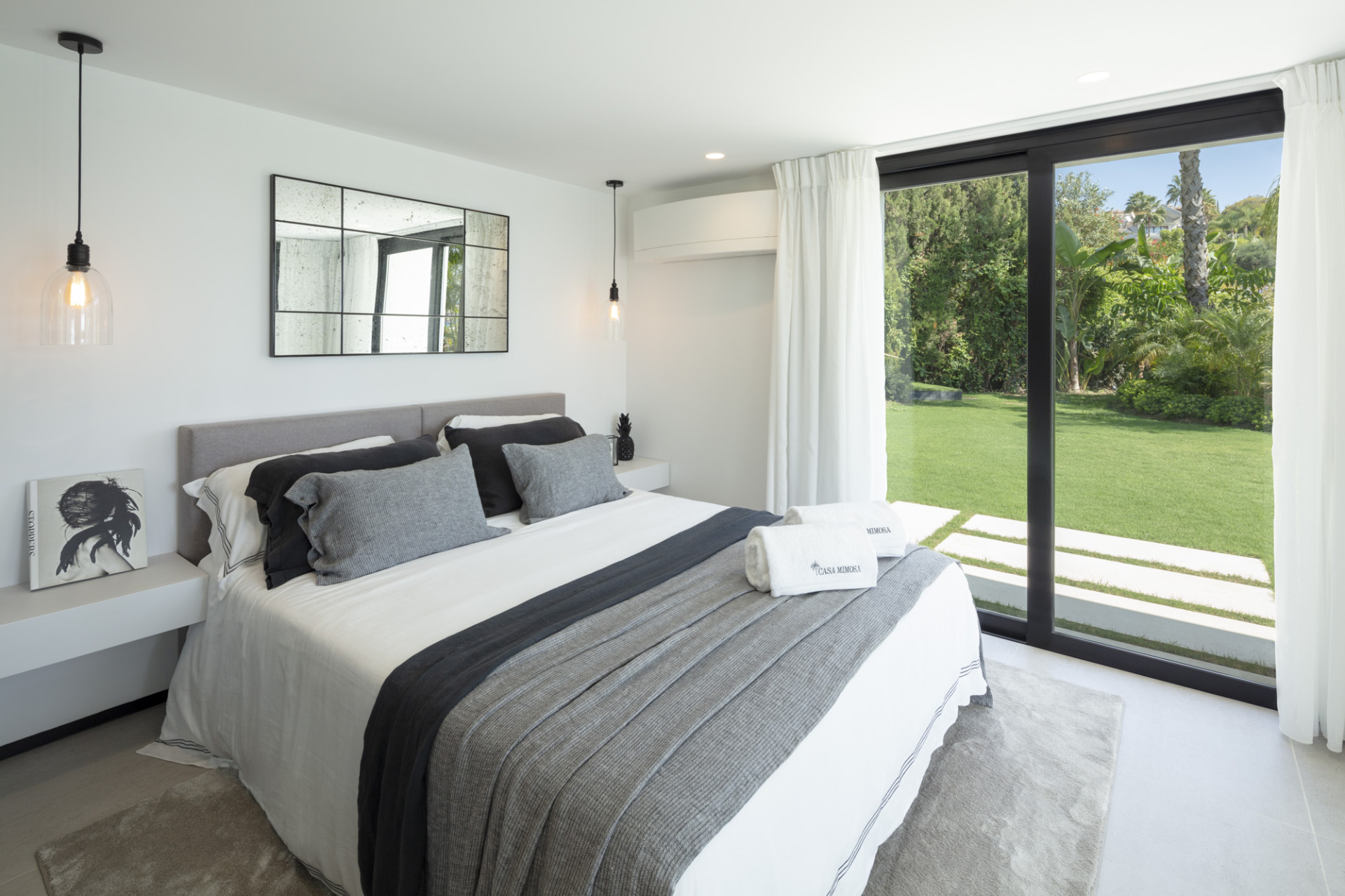  Image of Villa - 5 Bedrooms - 5 Bathrooms for sale in Malaga-Marbella-Spain, Image 16