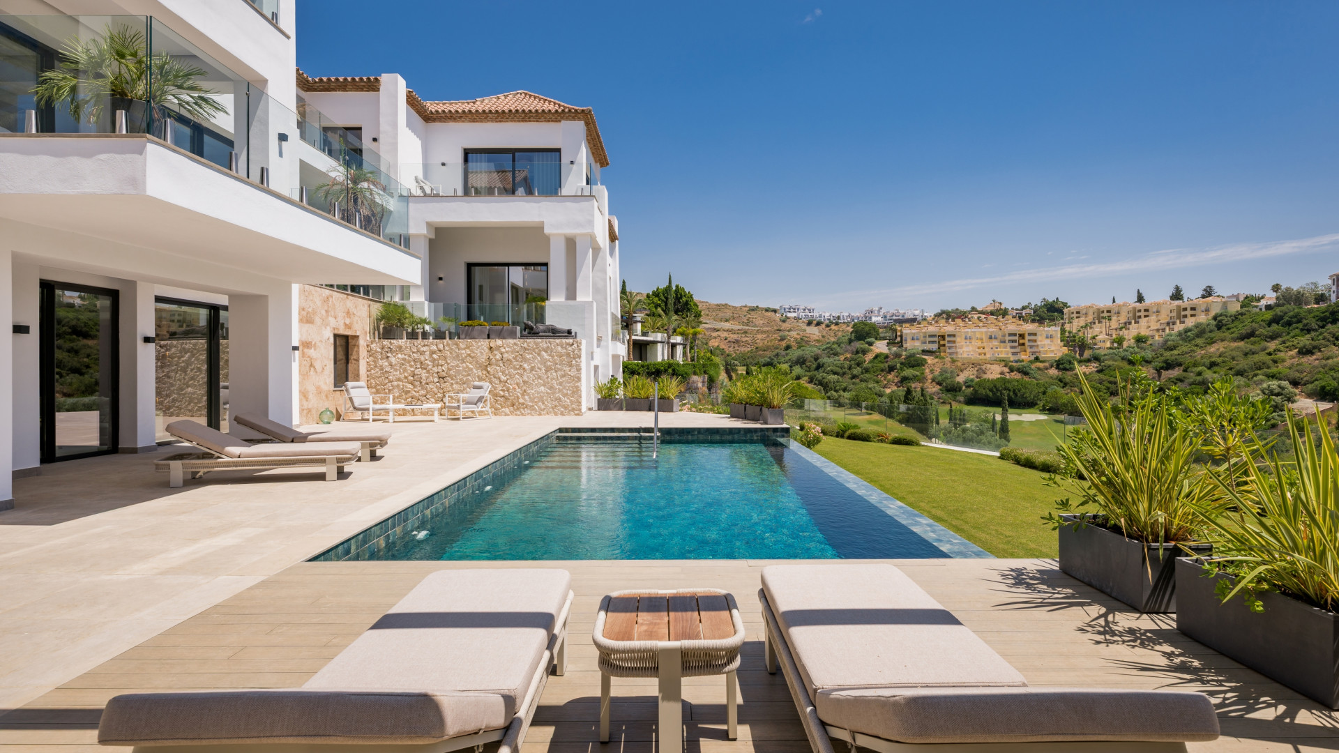 Image of Villa - 6 Bedrooms - 6 Bathrooms for Sale in Malaga-Benahavis-Spain, Image 3
