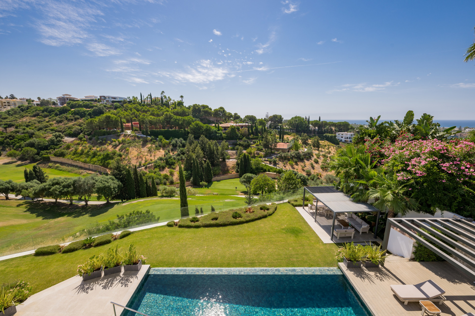Image of Villa - 6 Bedrooms - 6 Bathrooms for Sale in Malaga-Benahavis-Spain, Image 2