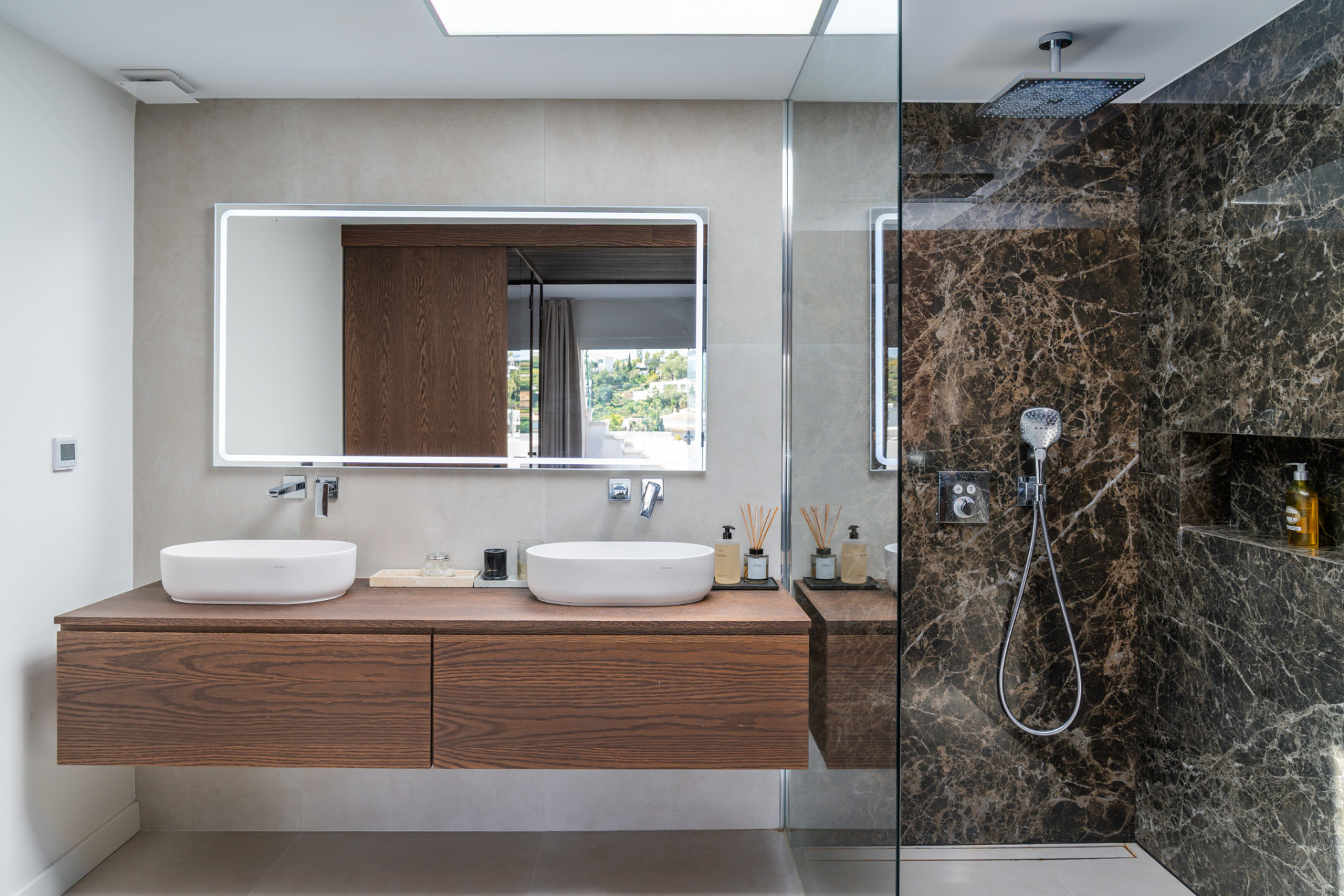  Image of Penthouse - 3 Bedrooms - 2 Bathrooms for sale in Malaga-Benahavis-Spain, Image 33