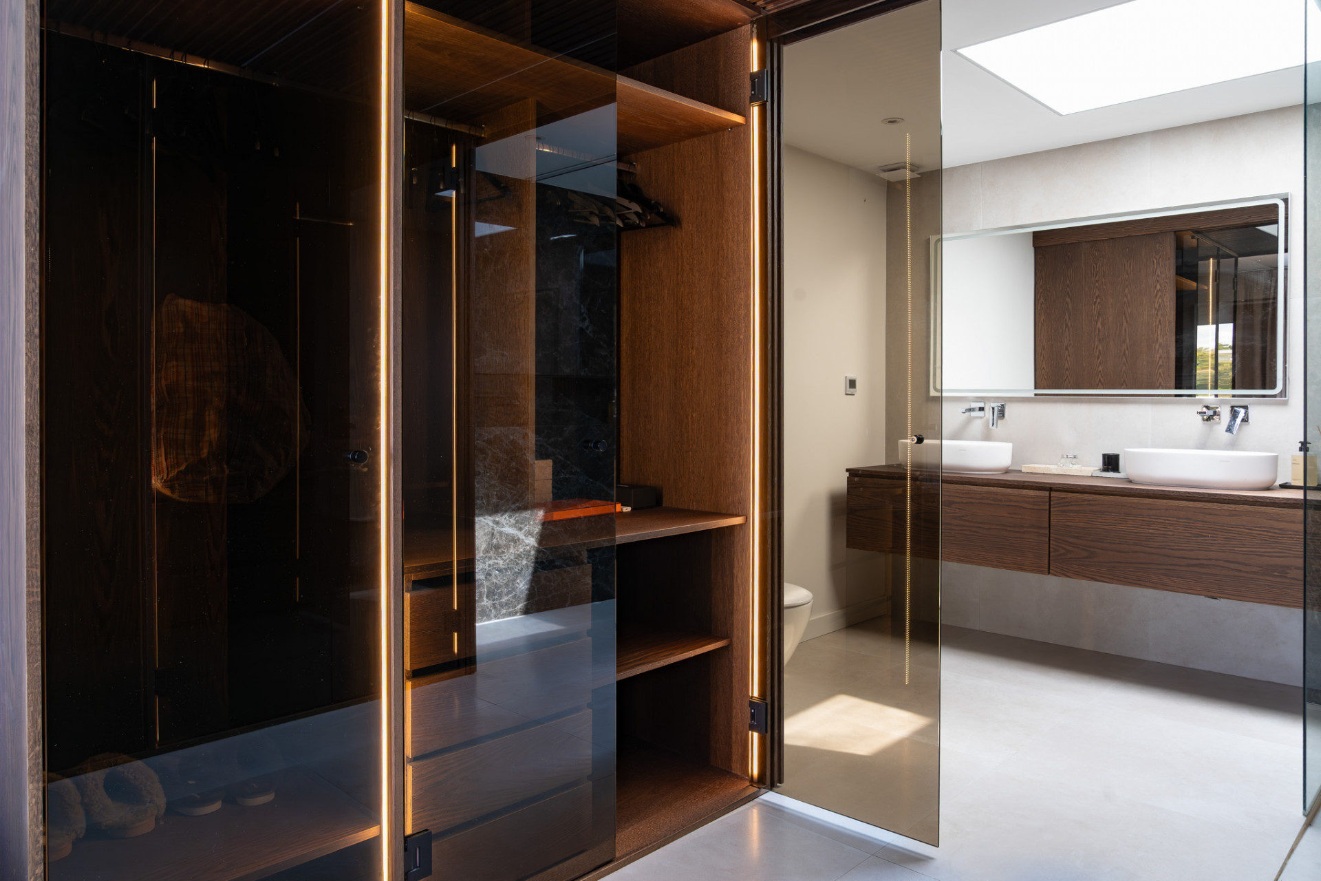  Image of Penthouse - 3 Bedrooms - 2 Bathrooms for sale in Malaga-Benahavis-Spain, Image 31