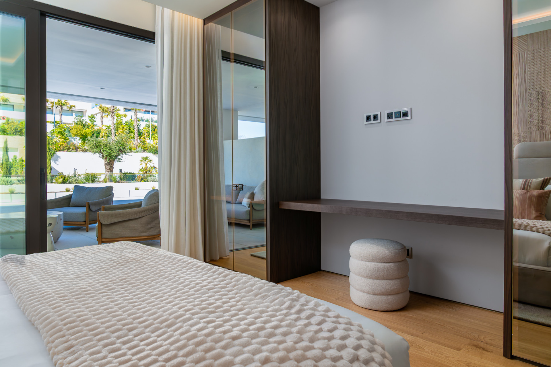  Image of Ground Floor Apartment - 4 Bedrooms - 4 Bathrooms for sale in Malaga-Marbella-Spain, Image 31
