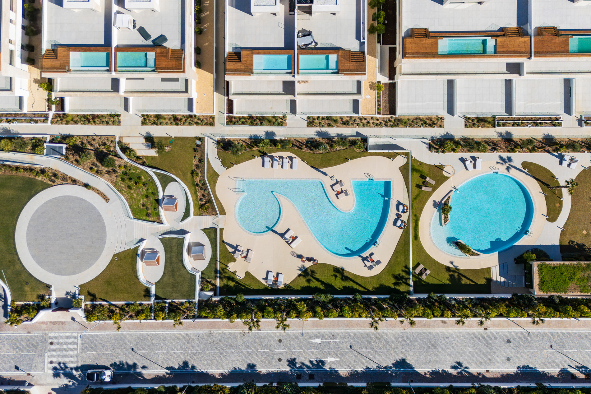  Image of Ground Floor Apartment - 4 Bedrooms - 4 Bathrooms for sale in Malaga-Marbella-Spain, Image 6