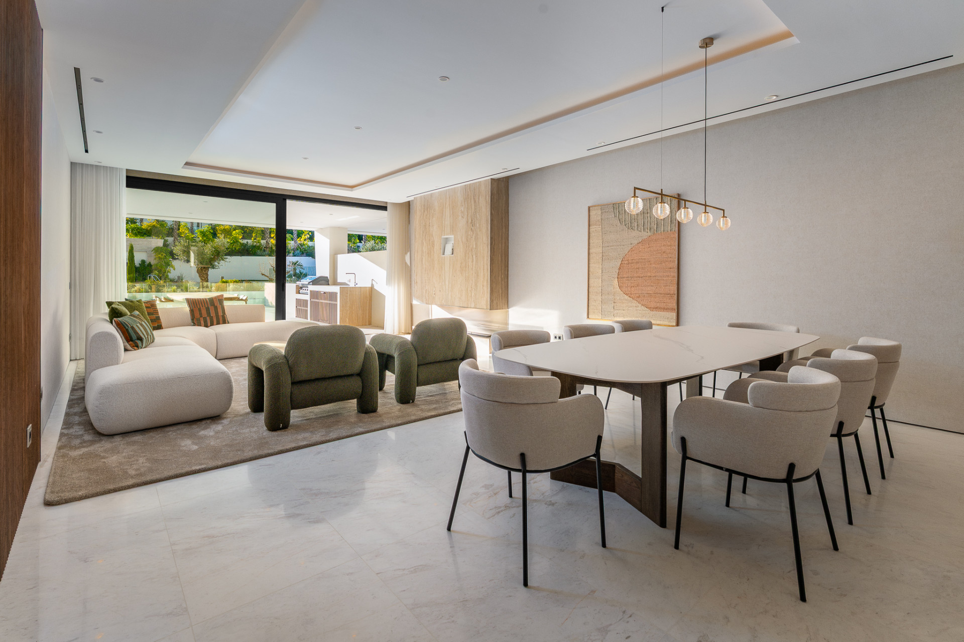  Image of Ground Floor Apartment - 4 Bedrooms - 4 Bathrooms for sale in Malaga-Marbella-Spain, Image 26