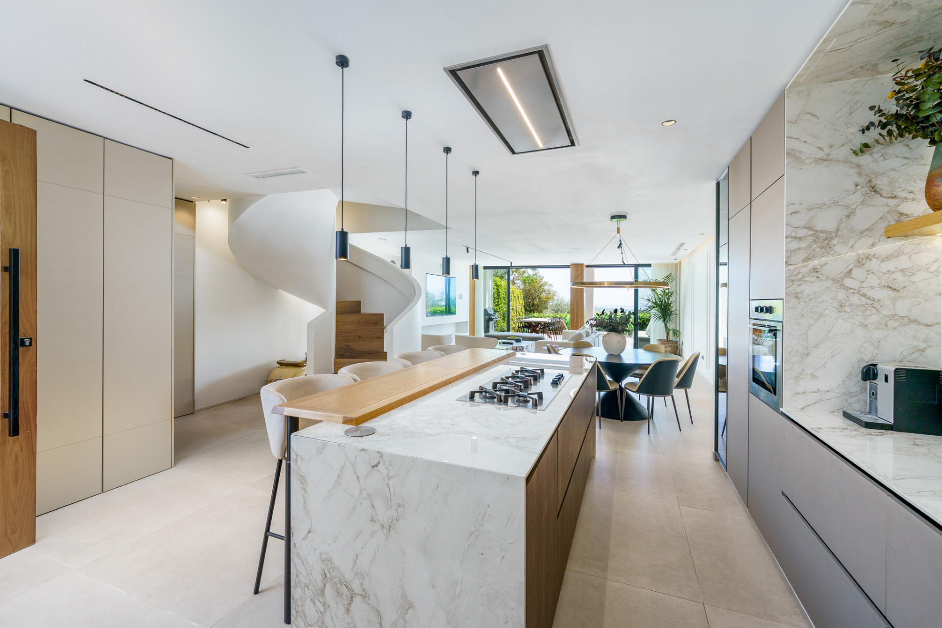  Image of Town House - 4 Bedrooms - 4 Bathrooms for sale in Malaga-Benahavis-Spain, Image 12
