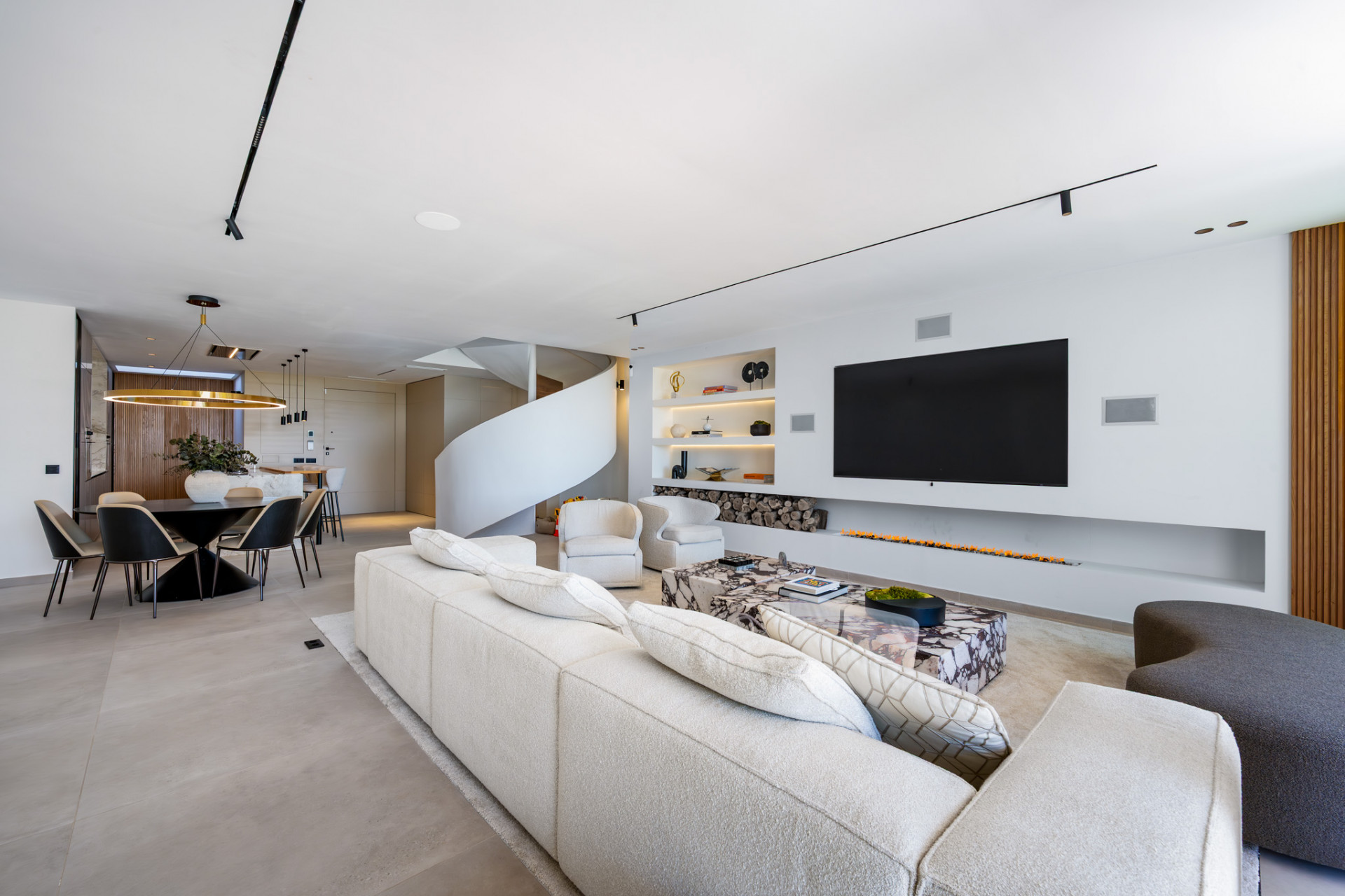  Image of Town House - 4 Bedrooms - 4 Bathrooms for sale in Malaga-Benahavis-Spain, Image 14