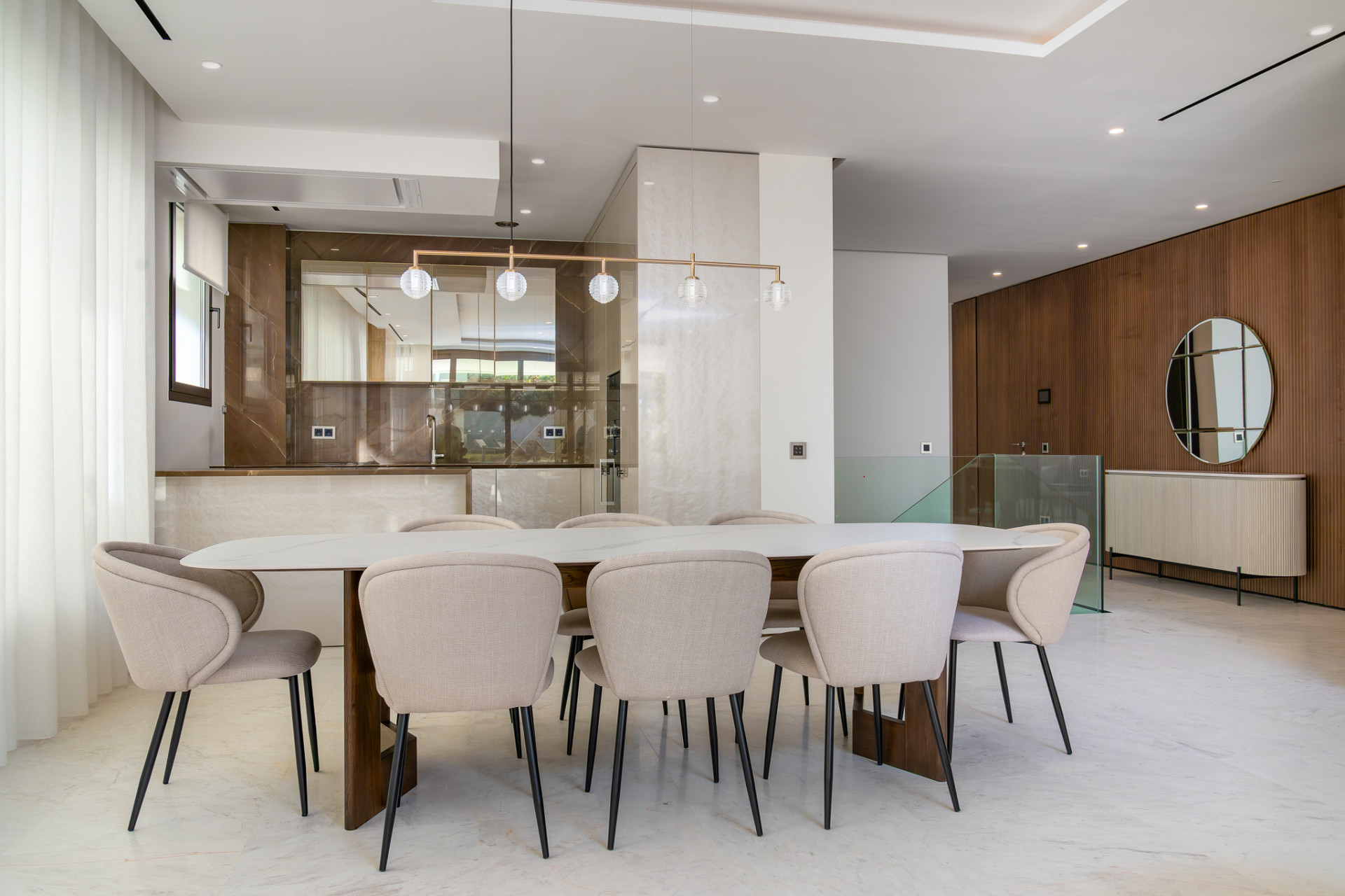  Image of Ground Floor Apartment - 4 Bedrooms - 4 Bathrooms for sale in Malaga-Marbella-Spain, Image 12