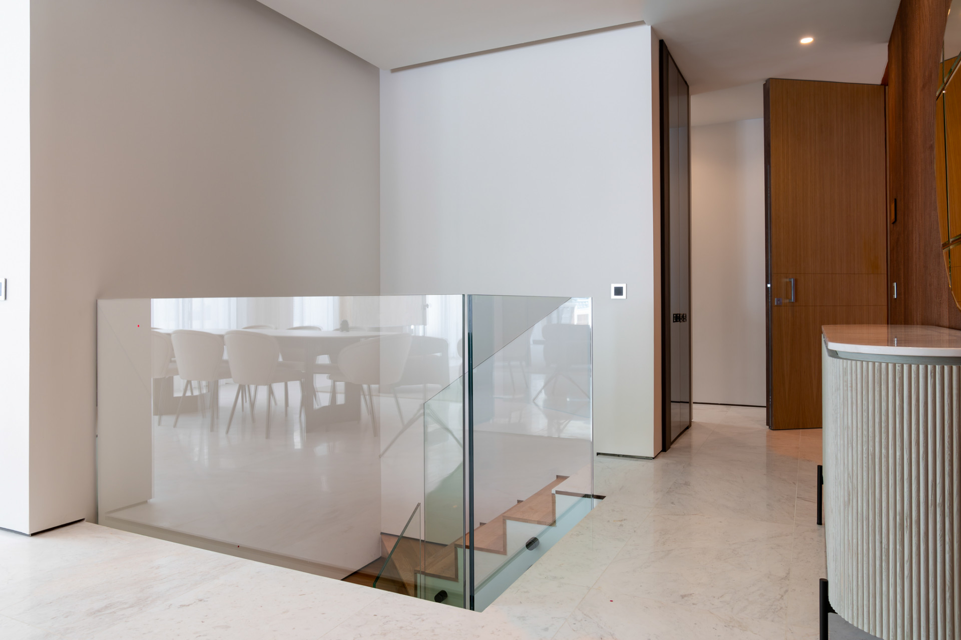  Image of Ground Floor Apartment - 4 Bedrooms - 4 Bathrooms for sale in Malaga-Marbella-Spain, Image 24