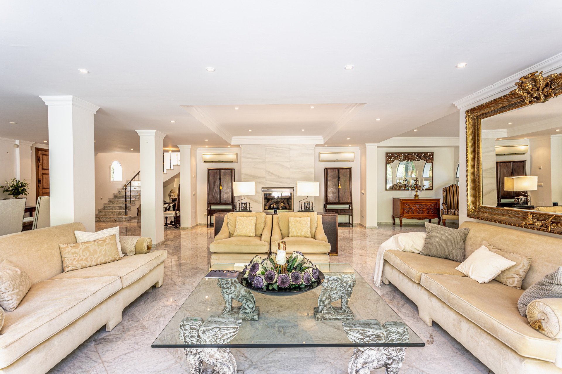 Image of Villa - 5 Bedrooms - 5 Bathrooms for Sale in Malaga-Marbella-Spain, Image 3