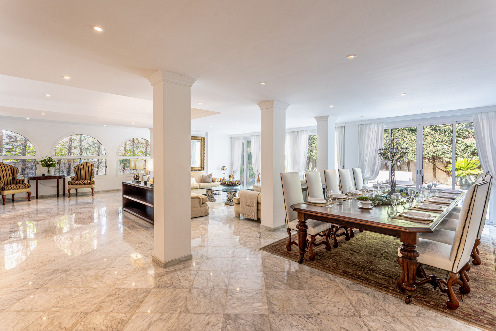 Image of Villa - 5 Bedrooms - 5 Bathrooms for Sale in Malaga-Marbella-Spain, Image 4