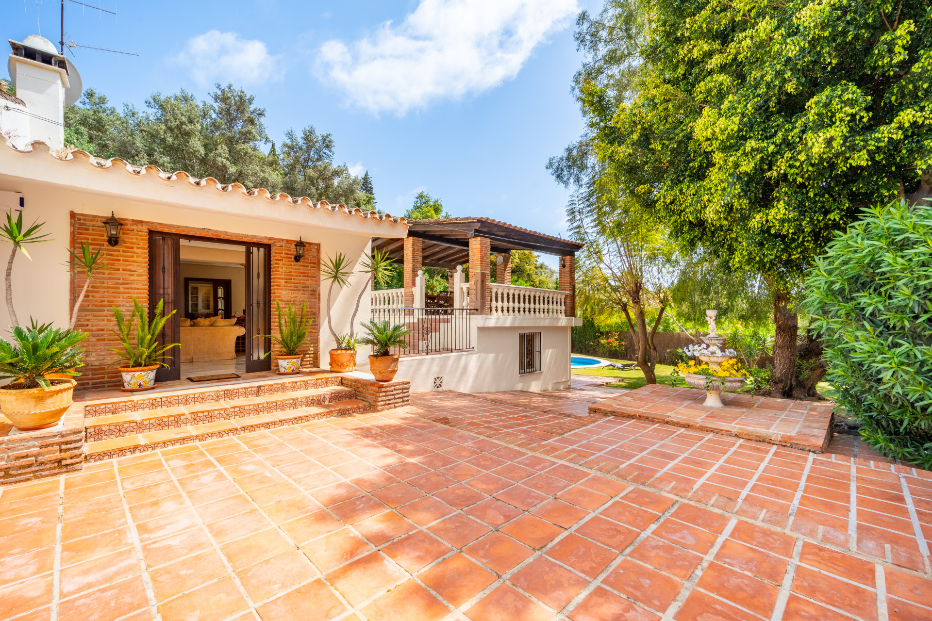  Image of Villa - 4 Bedrooms - 3 Bathrooms for sale in Malaga-Marbella-Spain, Image 14
