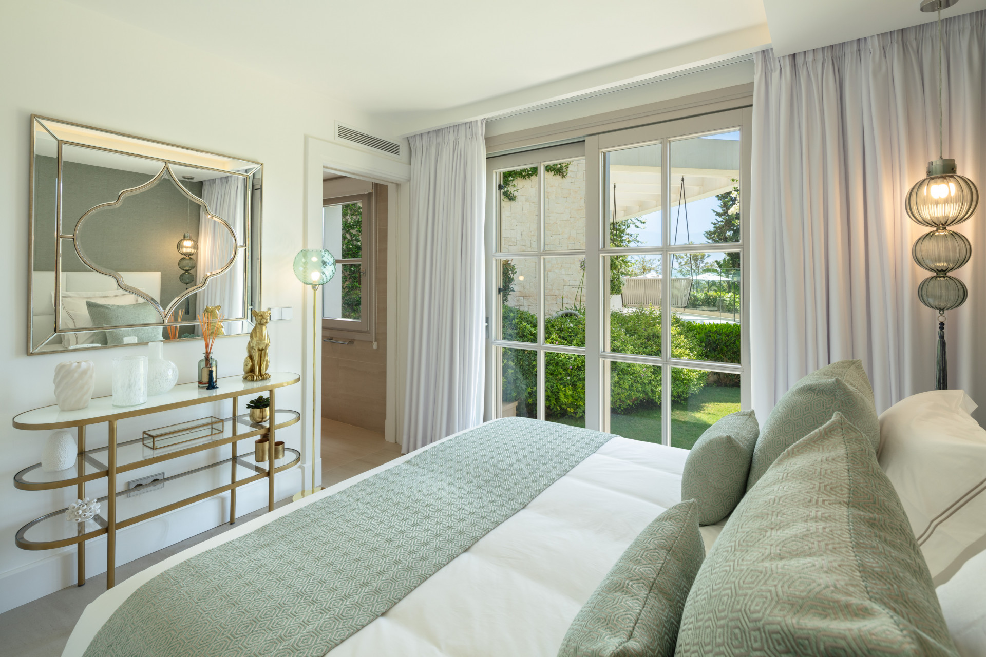  Image of Villa - 6 Bedrooms - 6 Bathrooms for sale in Malaga-Marbella-Spain, Image 15