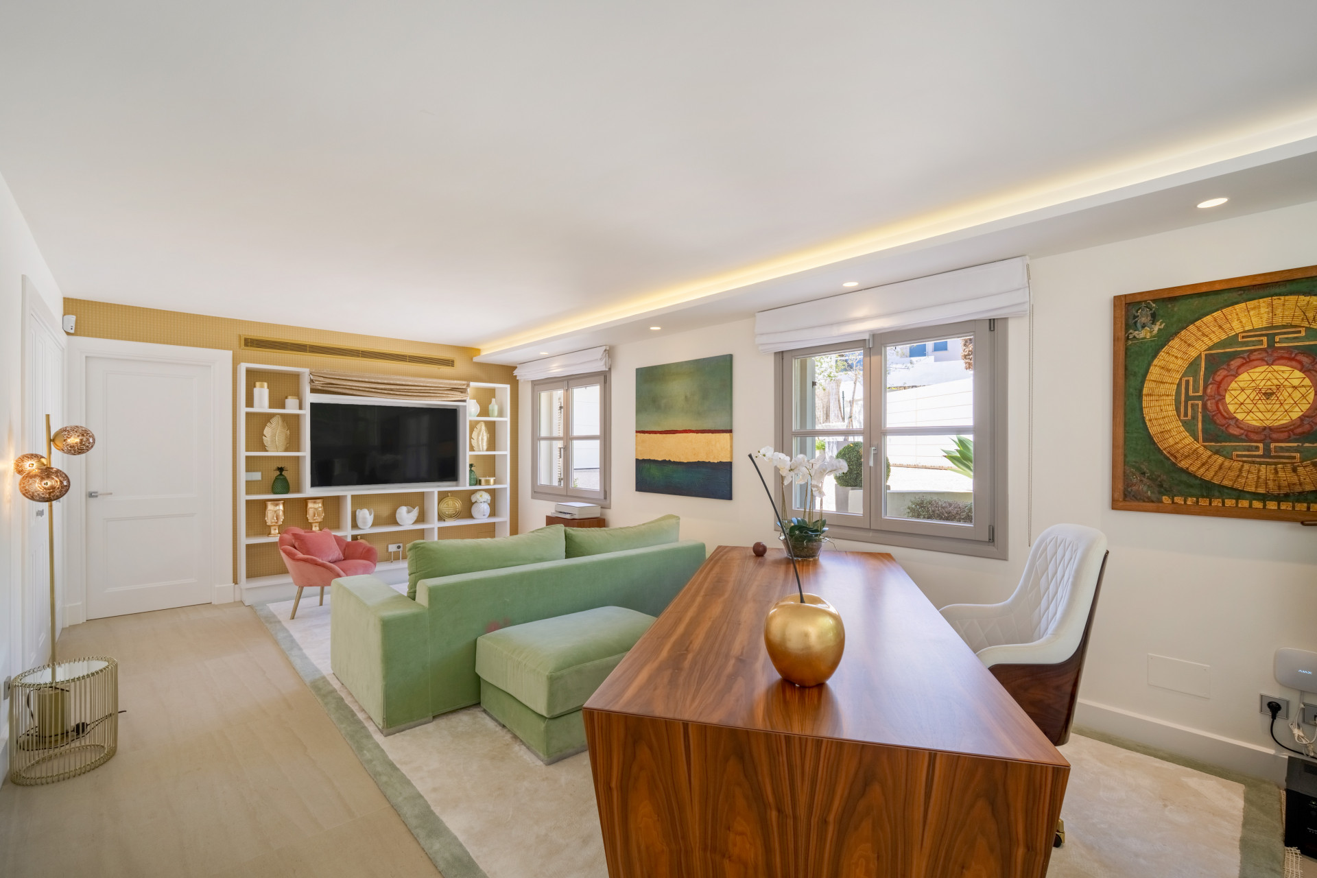 Image of Villa - 6 Bedrooms - 6 Bathrooms for sale in Malaga-Marbella-Spain, Image 7