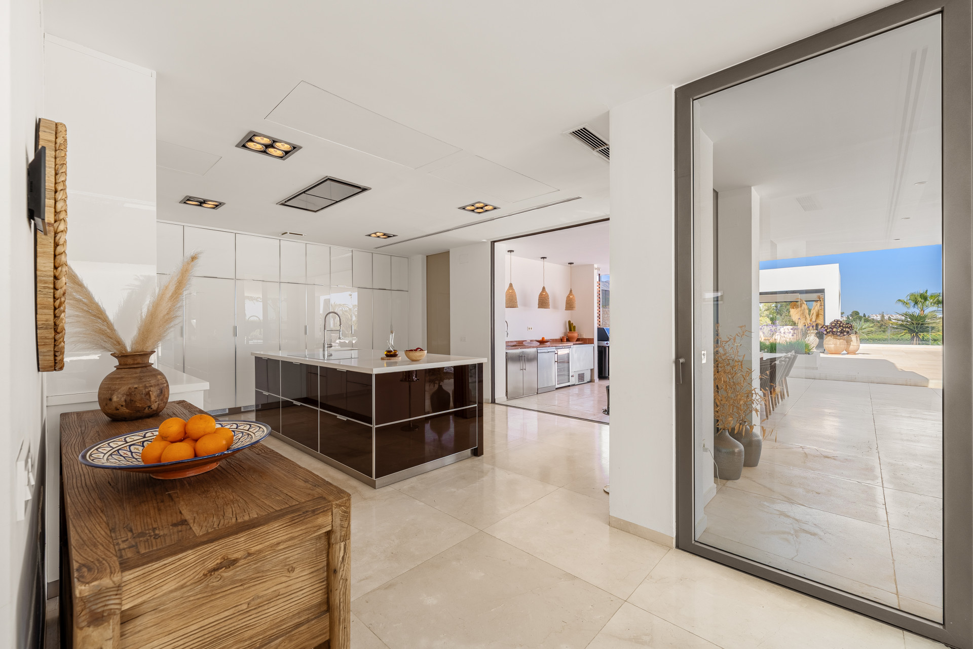  Image of Villa - 7 Bedrooms - 6 Bathrooms for sale in Malaga-Marbella-Spain, Image 10