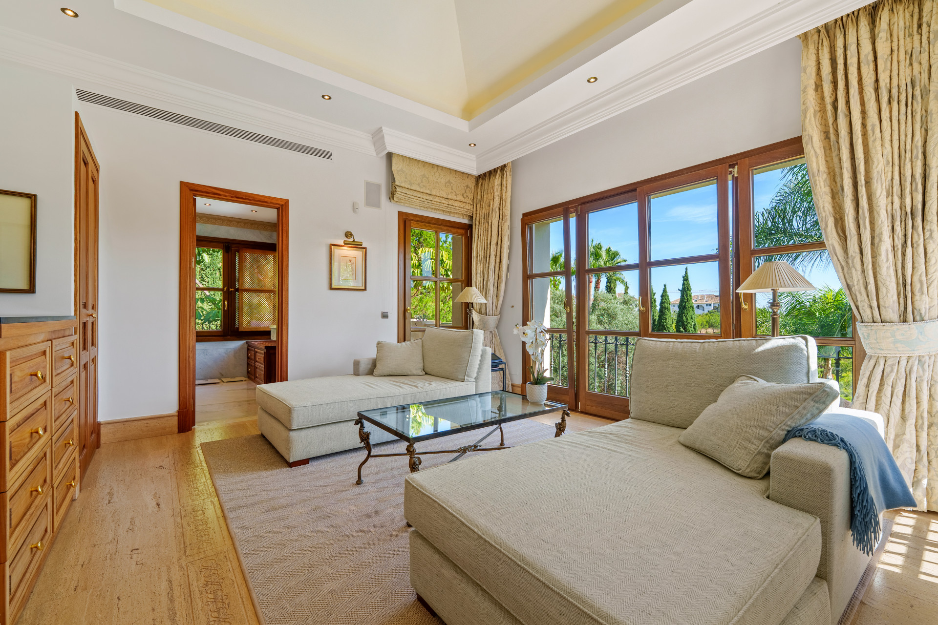  Image of Villa - 6 Bedrooms - 7 Bathrooms for sale in Malaga-Marbella-Spain, Image 18