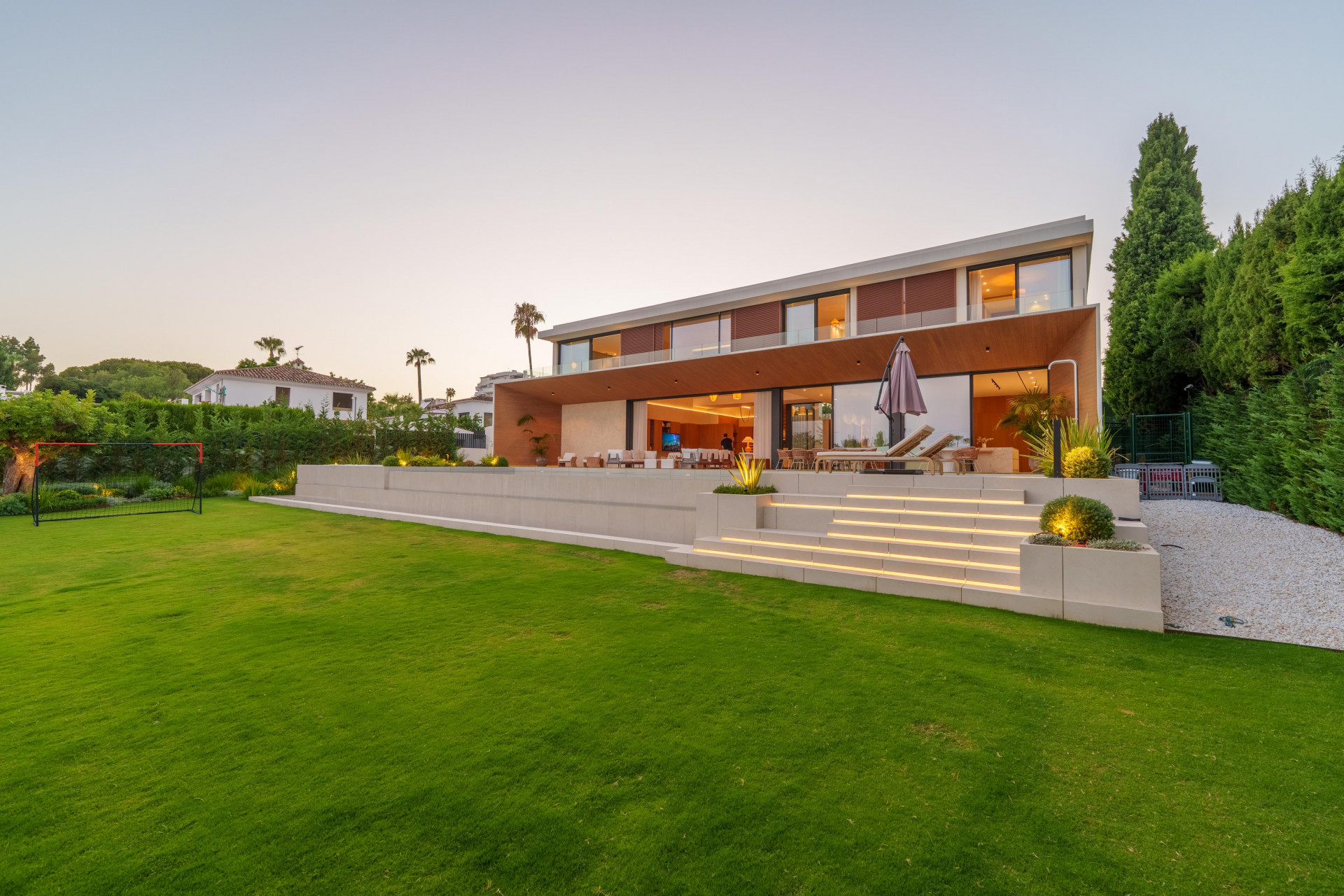  Image of Villa - 6 Bedrooms - 7 Bathrooms for sale in Malaga-San Pedro de Alcantara-Spain, Image 40
