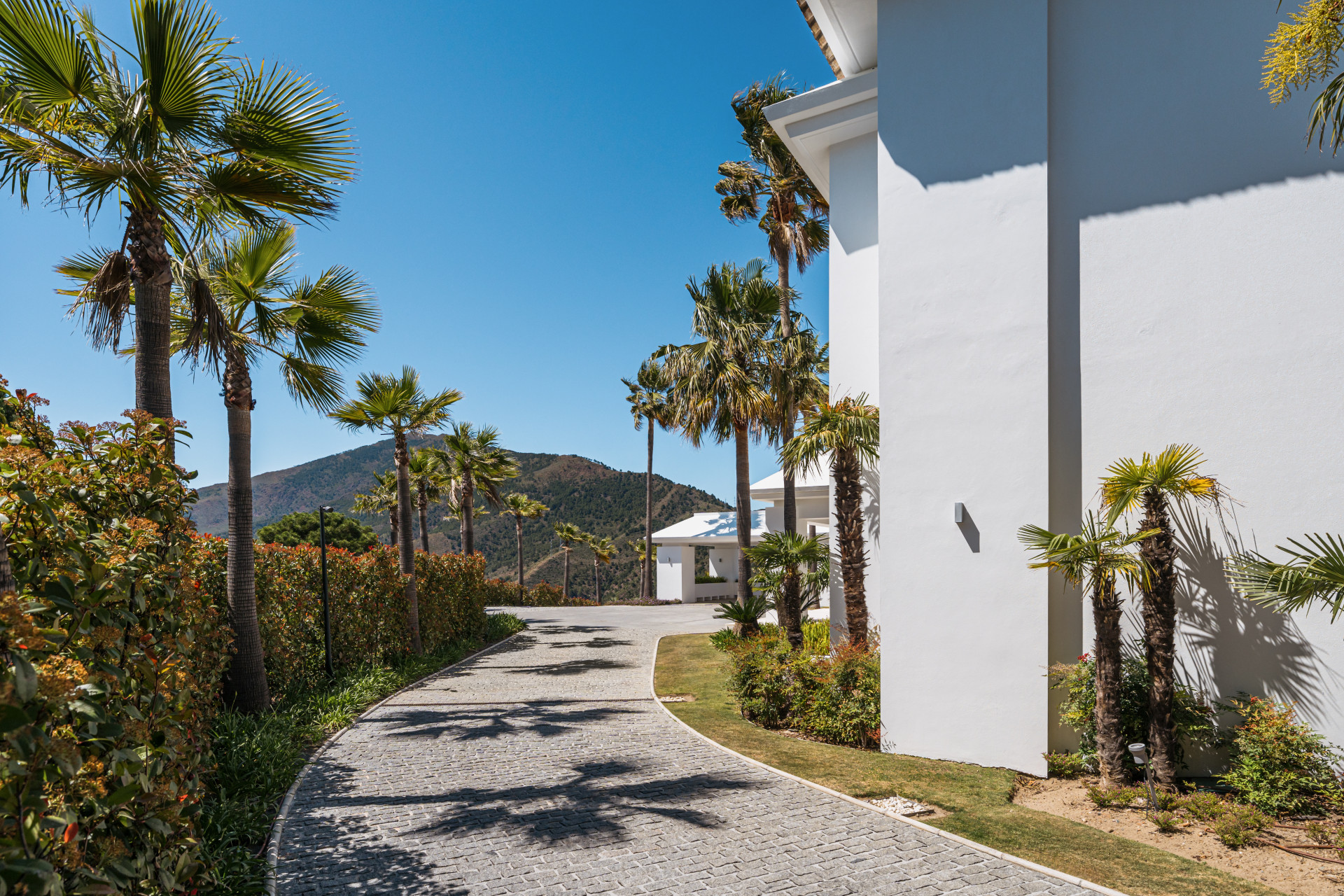  Image of Villa - 7 Bedrooms - 9 Bathrooms for sale in Malaga-Benahavis-Spain, Image 28