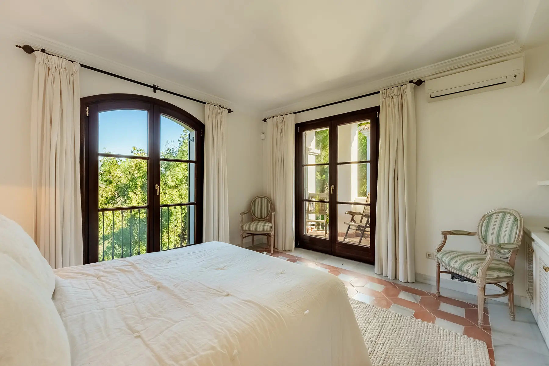  Image of Villa - 7 Bedrooms - 8 Bathrooms for sale in Malaga-Benahavis-Spain, Image 36