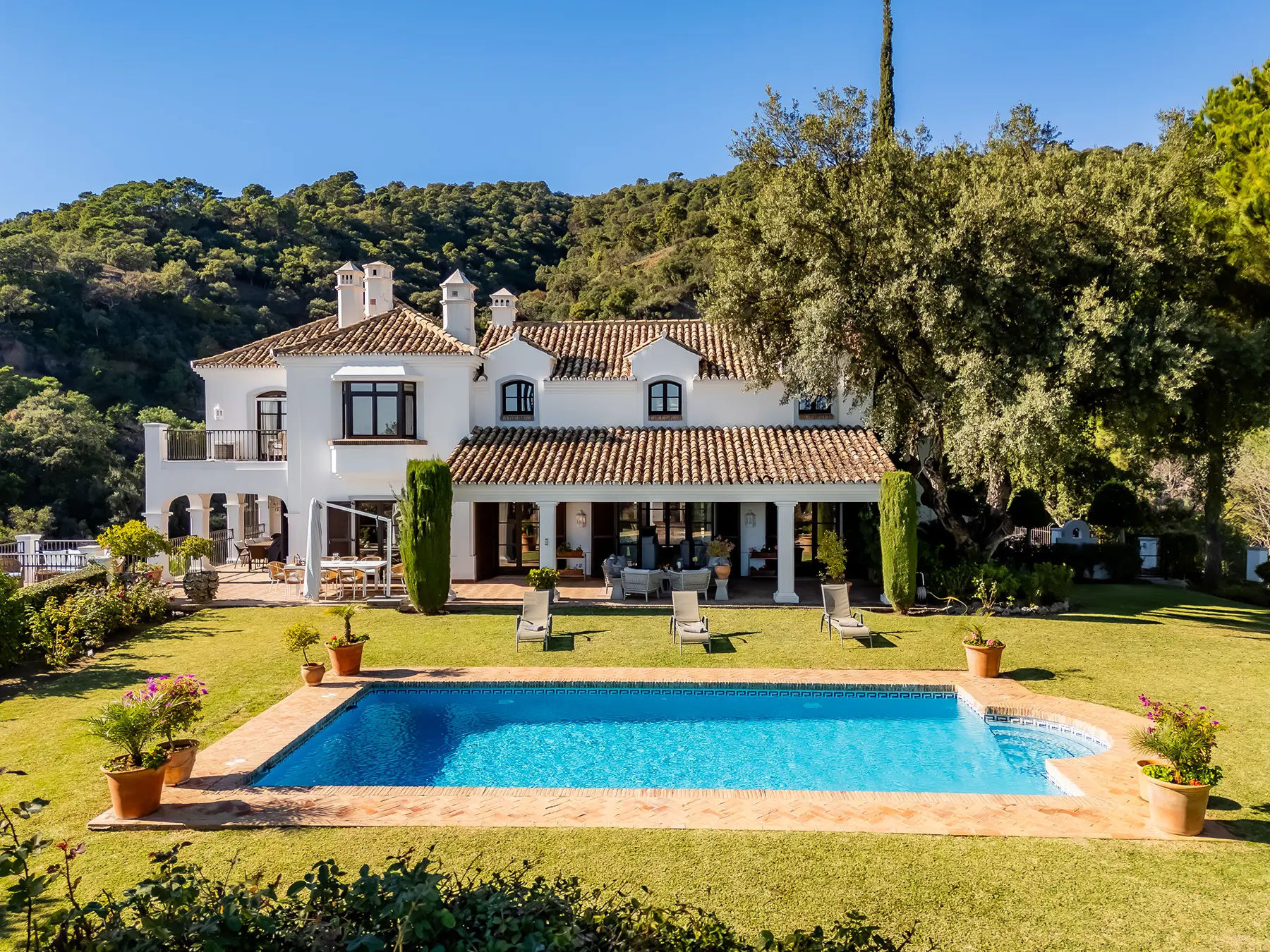 Image of Villa - 7 Bedrooms - 8 Bathrooms for Sale in Malaga-Benahavis-Spain, Image 1