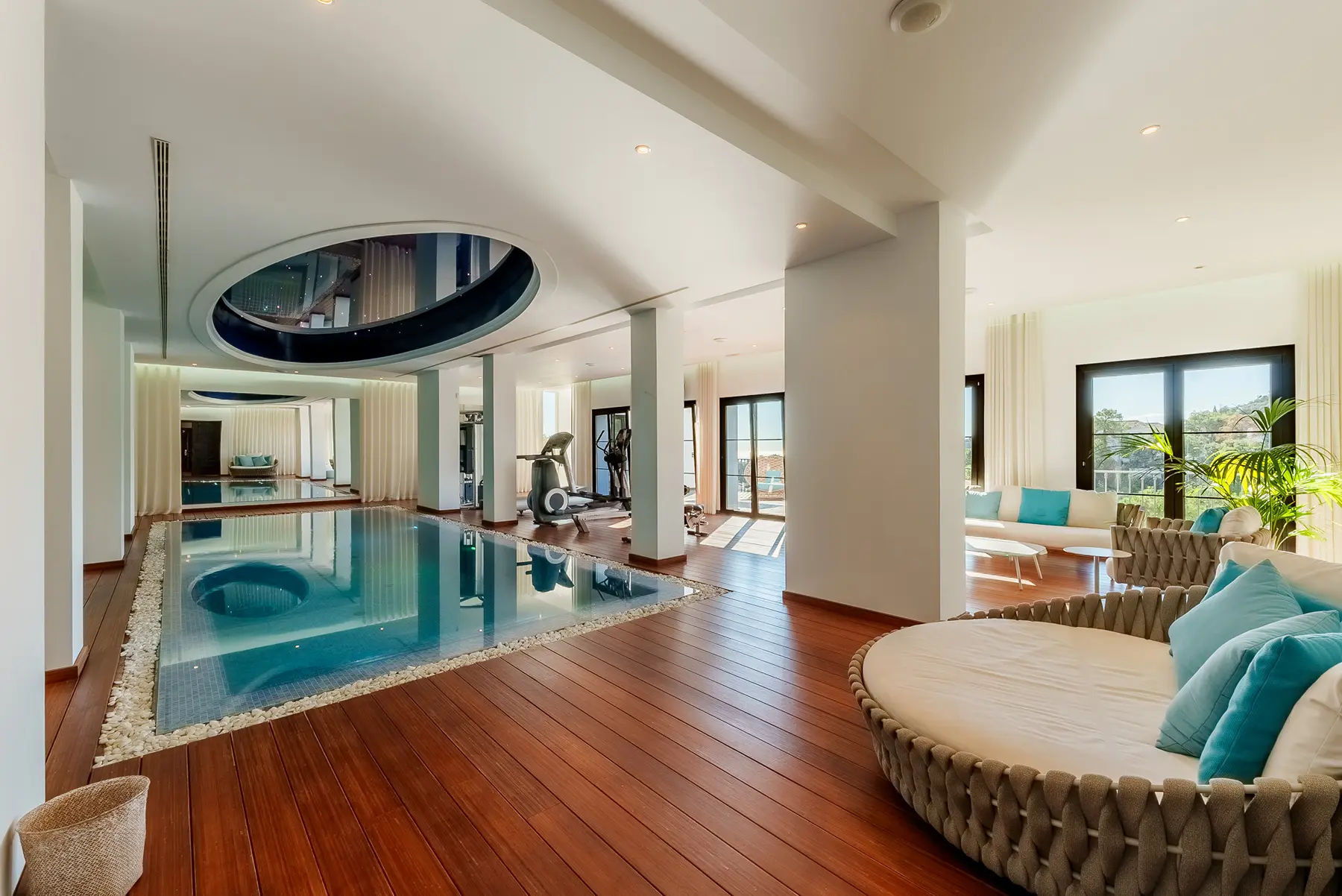  Image of Villa - 7 Bedrooms - 8 Bathrooms for sale in Malaga-Benahavis-Spain, Image 27