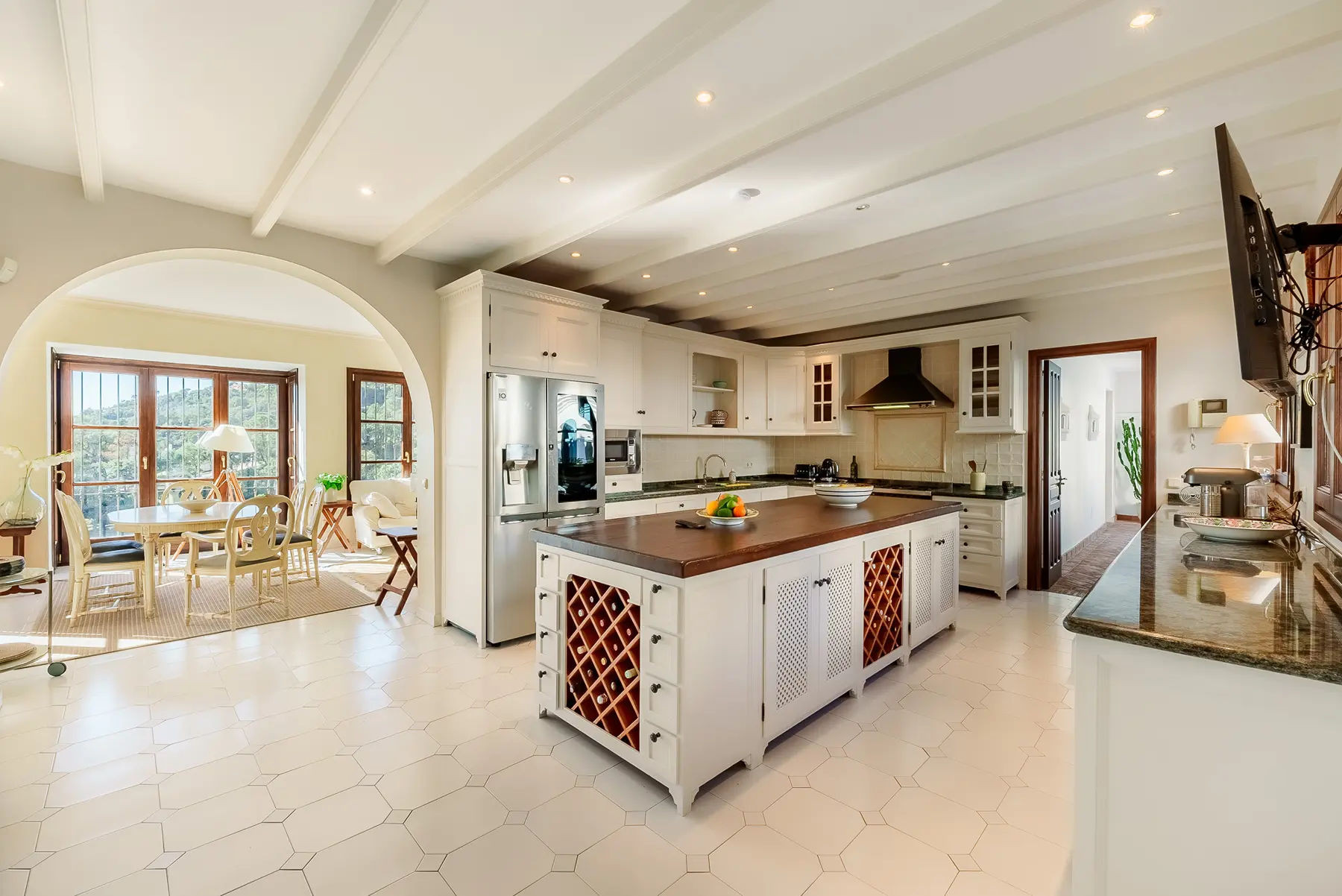  Image of Villa - 7 Bedrooms - 8 Bathrooms for sale in Malaga-Benahavis-Spain, Image 16