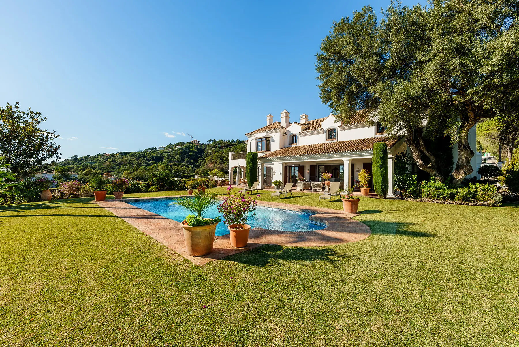 Image of Villa - 7 Bedrooms - 8 Bathrooms for Sale in Malaga-Benahavis-Spain, Image 5