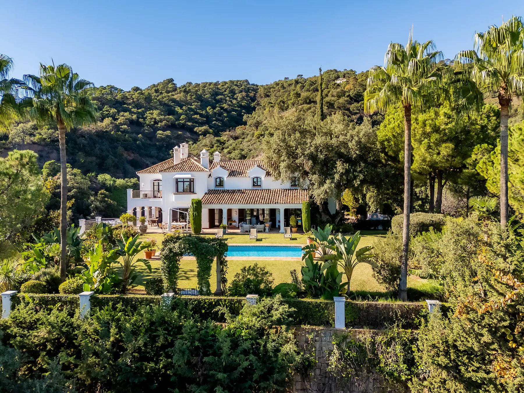 Image of Villa - 7 Bedrooms - 8 Bathrooms for Sale in Malaga-Benahavis-Spain, Image 3