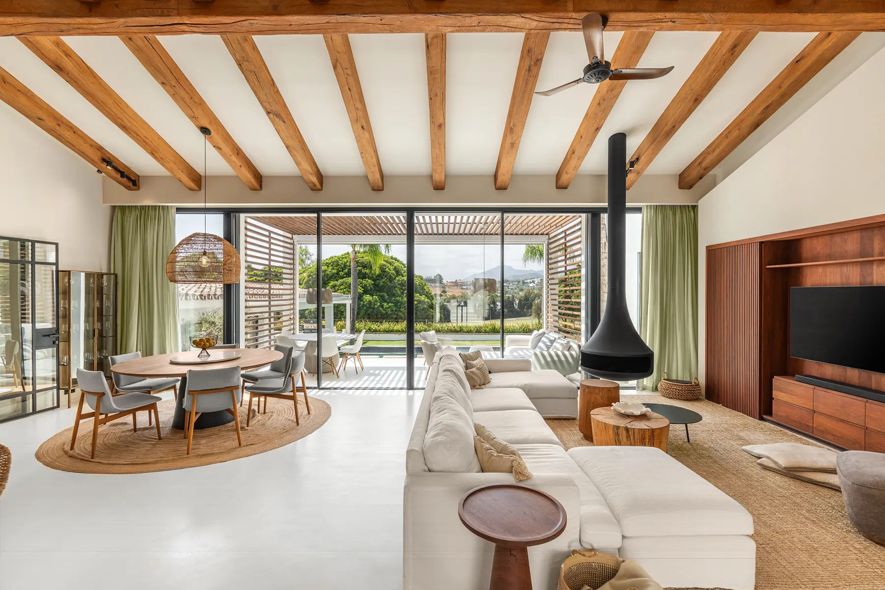 Image of Villa - 5 Bedrooms - 5 Bathrooms for Sale in Malaga-Marbella-Spain, Image 5