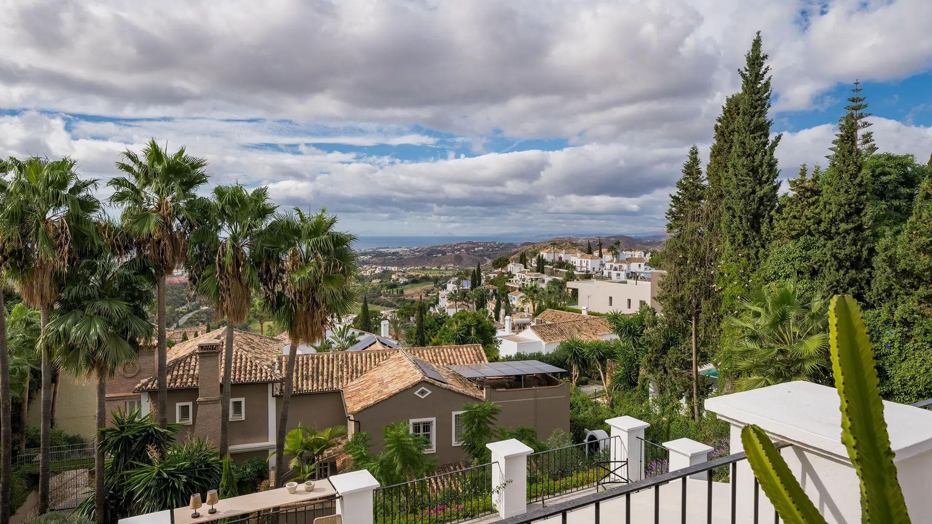  Image of Villa - 6 Bedrooms - 5 Bathrooms for sale in Malaga-Benahavis-Spain, Image 43