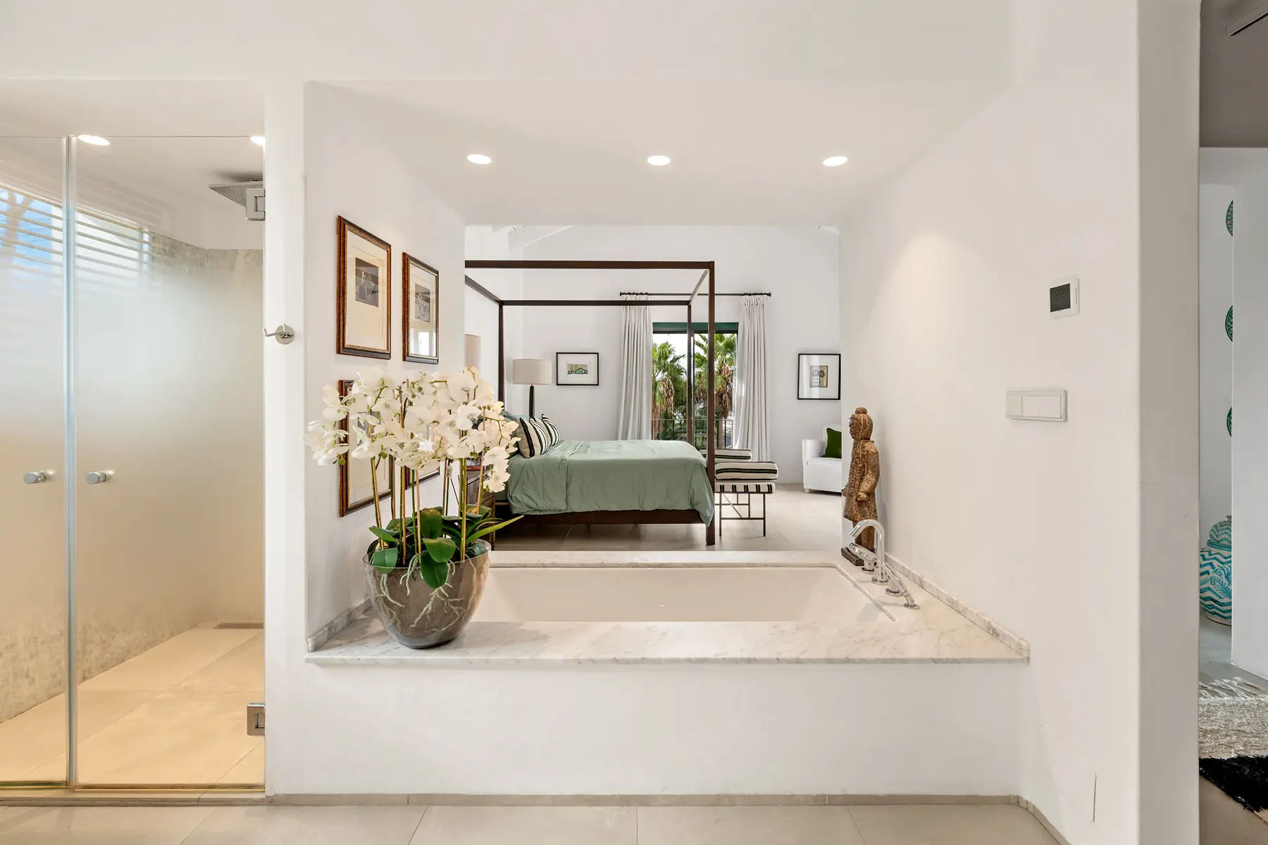  Image of Villa - 6 Bedrooms - 5 Bathrooms for sale in Malaga-Benahavis-Spain, Image 21