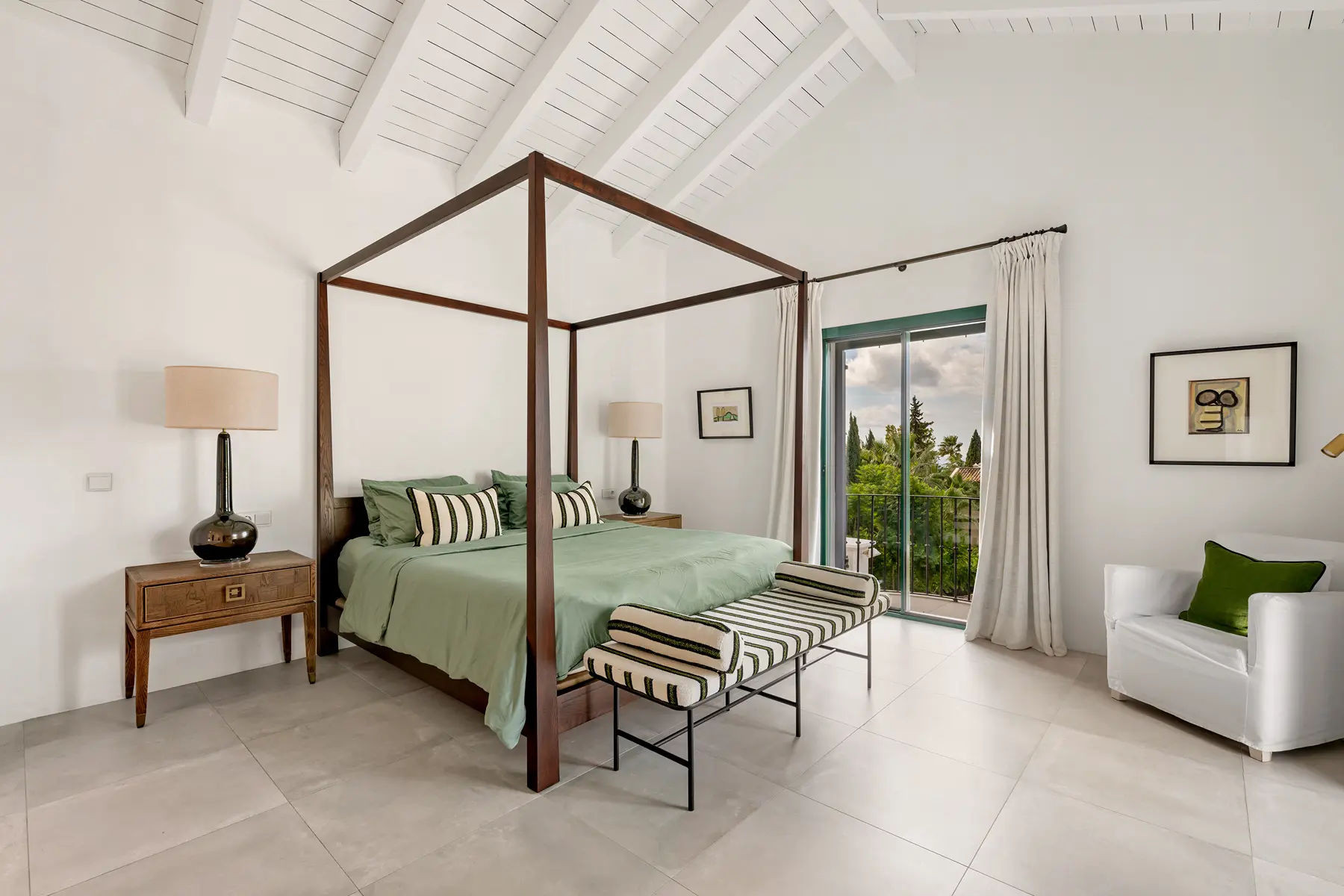  Image of Villa - 6 Bedrooms - 5 Bathrooms for sale in Malaga-Benahavis-Spain, Image 20