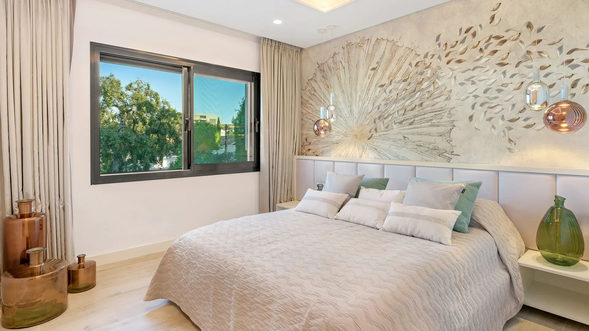  Image of Villa - 8 Bedrooms - 7 Bathrooms for sale in Malaga-Benahavis-Spain, Image 24
